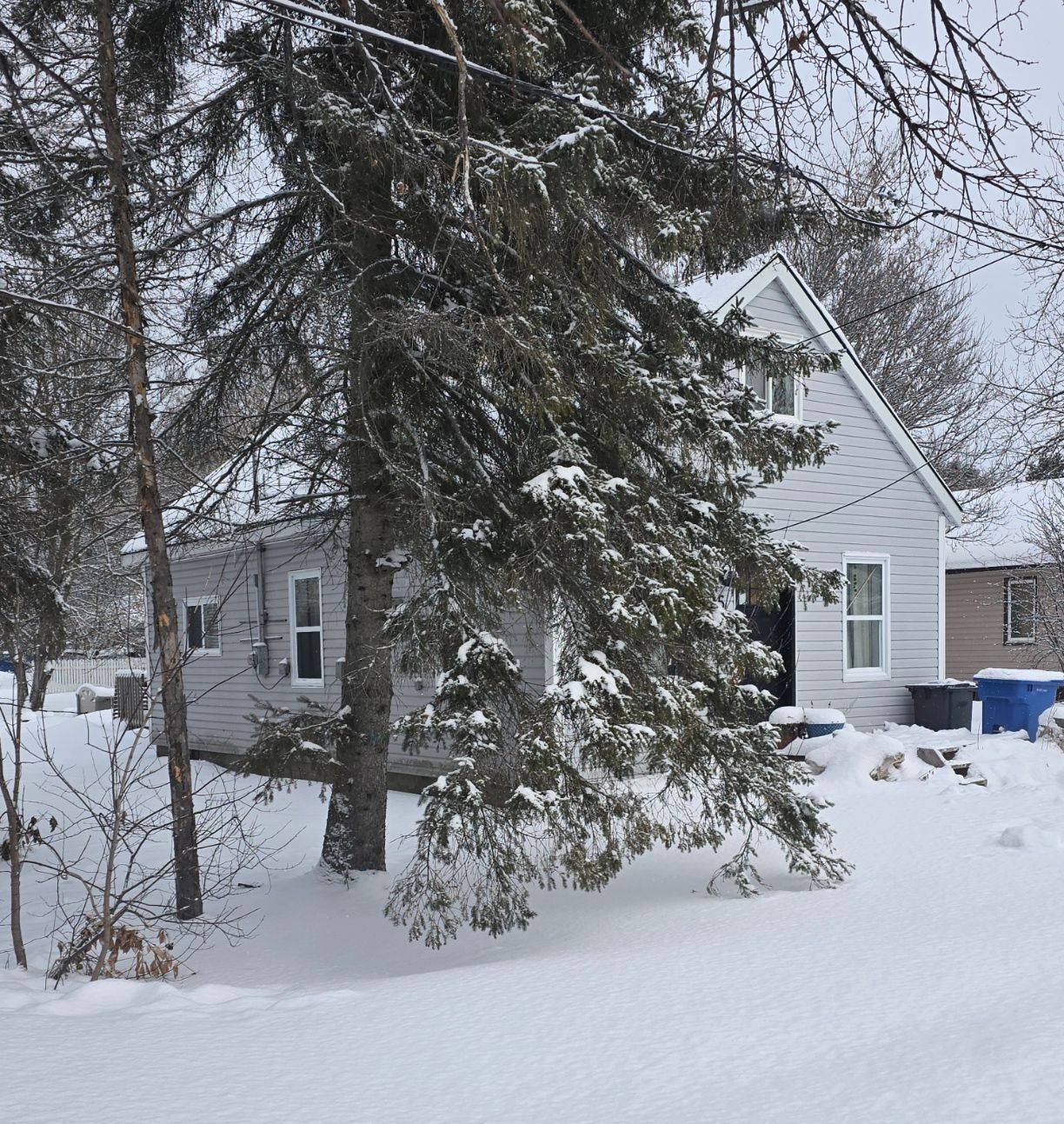 Englehart, ON P0J 1H0,15 Eighth AVE