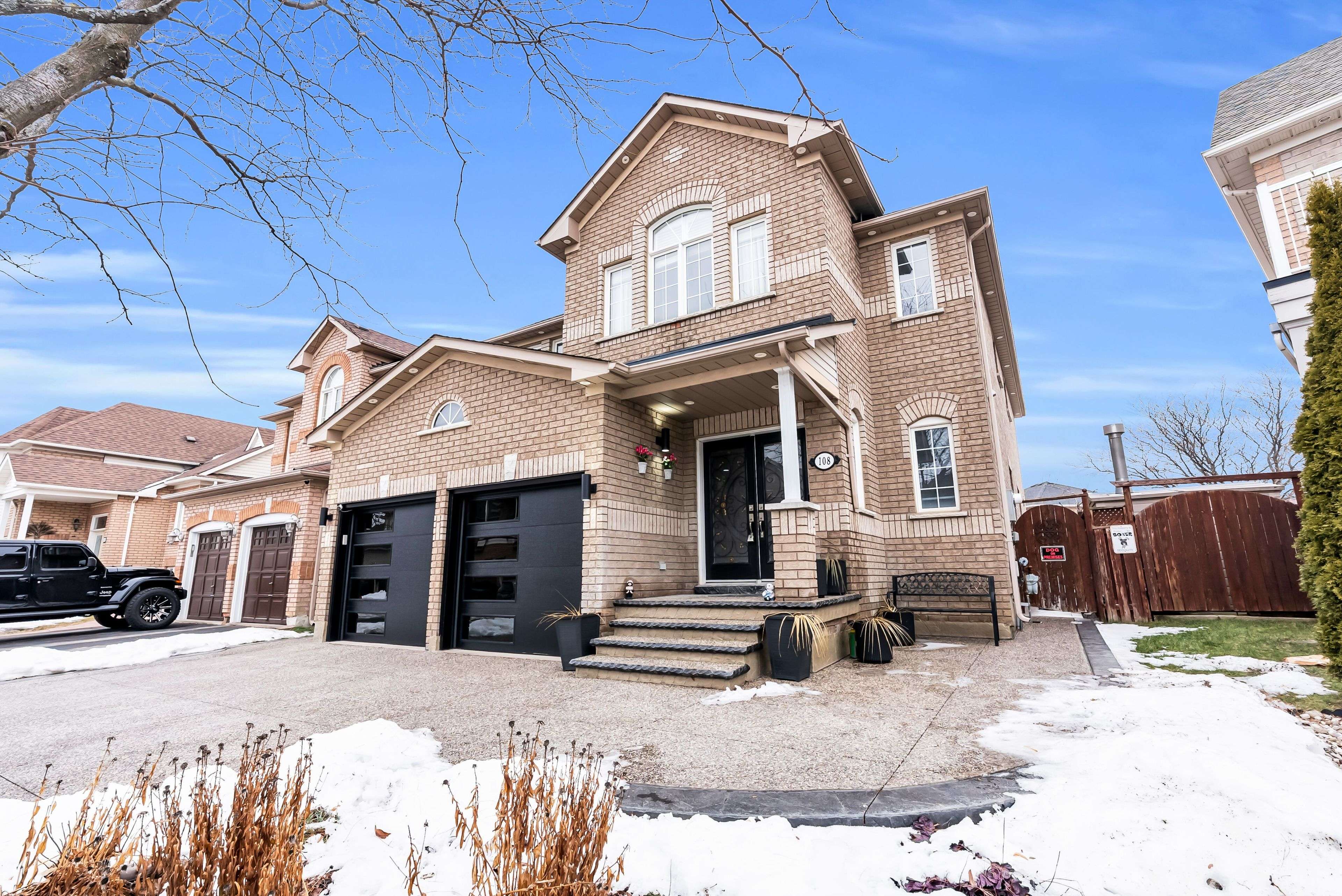 Brampton, ON L7A 3J7,108 Pappain CRES