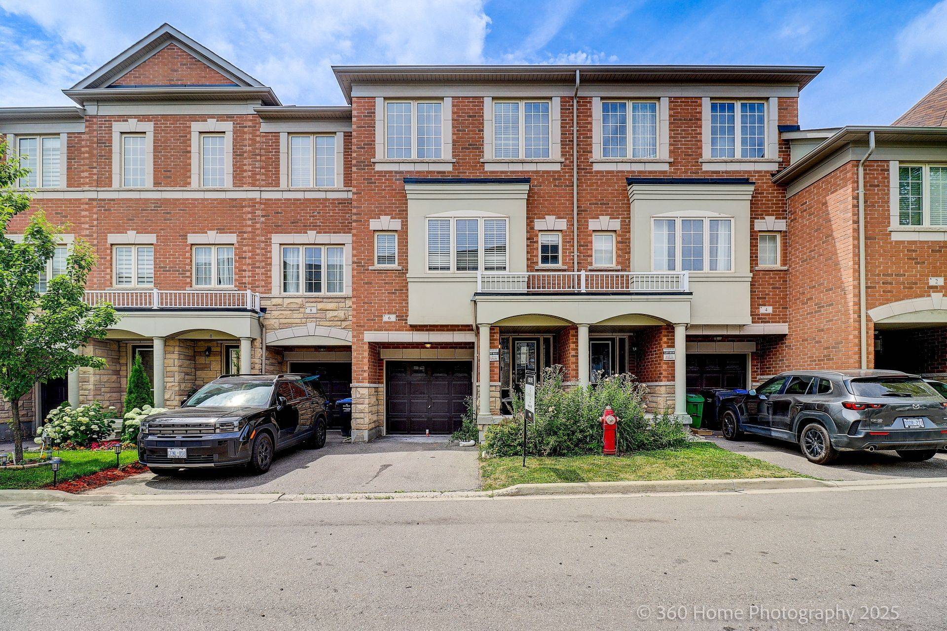 Brampton, ON L6Y 6E3,6 Aspen Hills RD