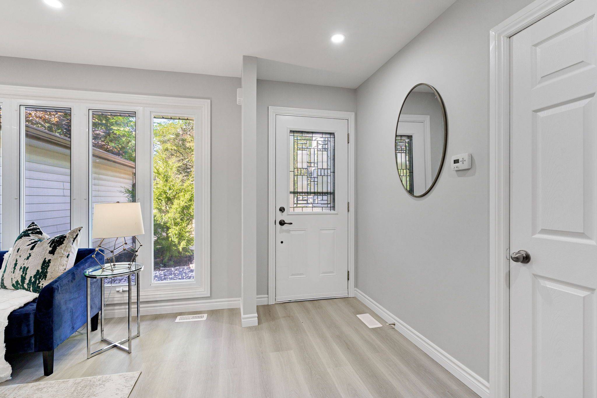 London South, ON N6K 1K4,723 Barclay RD