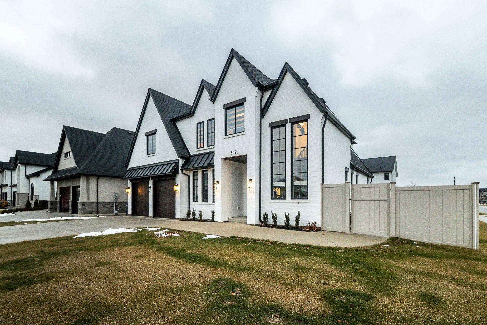 Lakeshore, ON N0R 1A0,332 Christine AVE