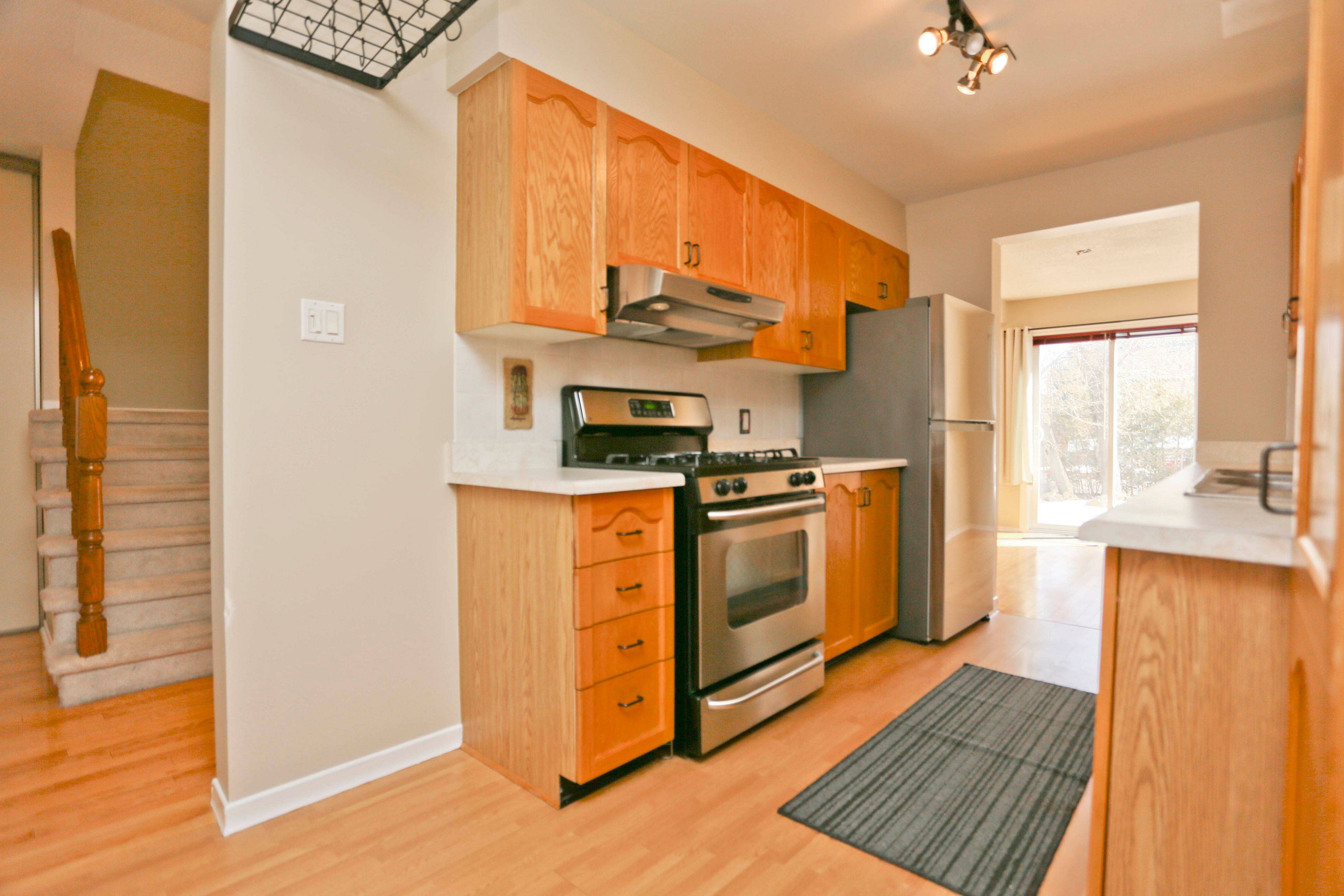 Overbrook - Castleheights And Area, ON K1K 4J8,15 Forestlane Private #8