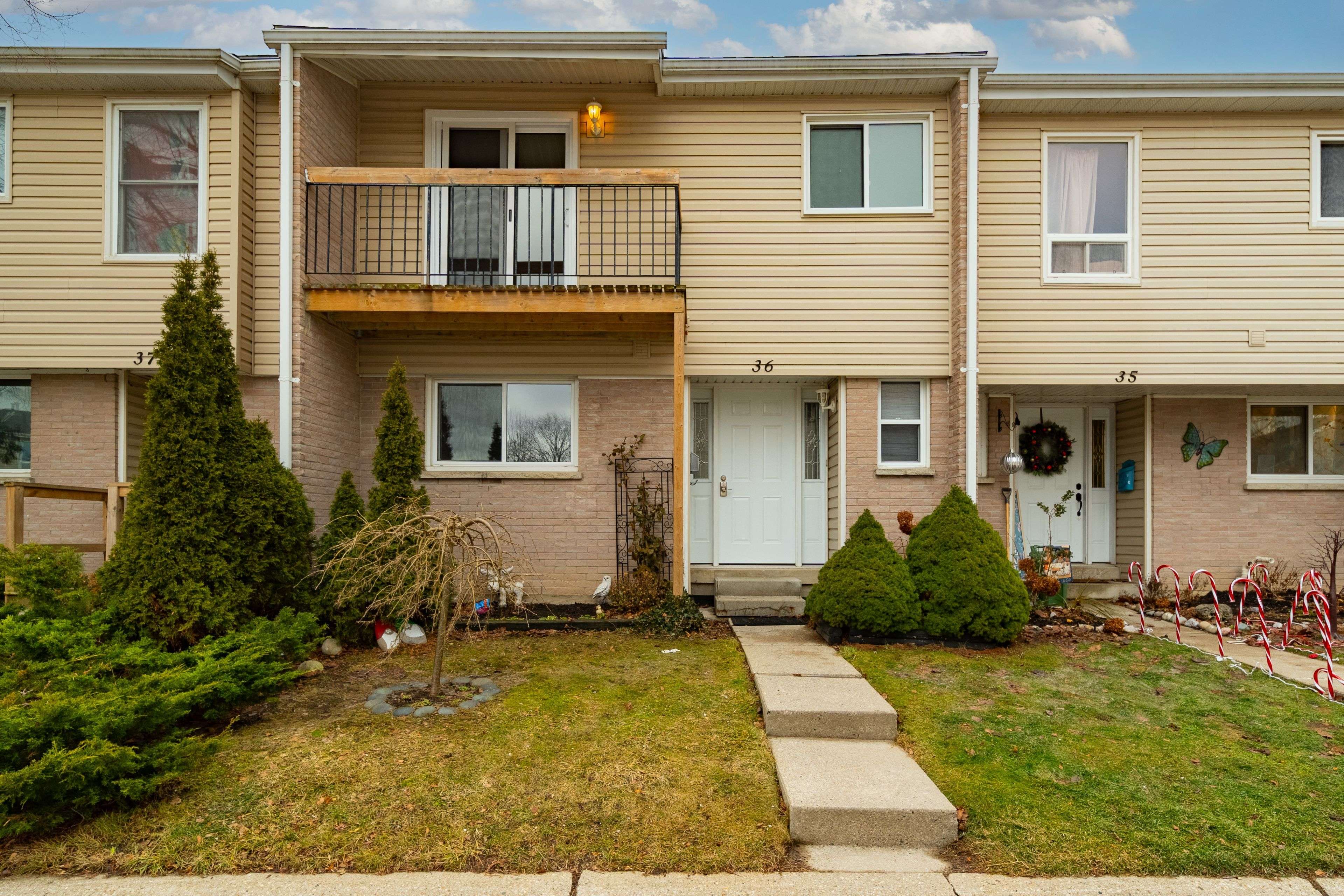 London South, ON N6E 2C7,669 Osgoode DR #36