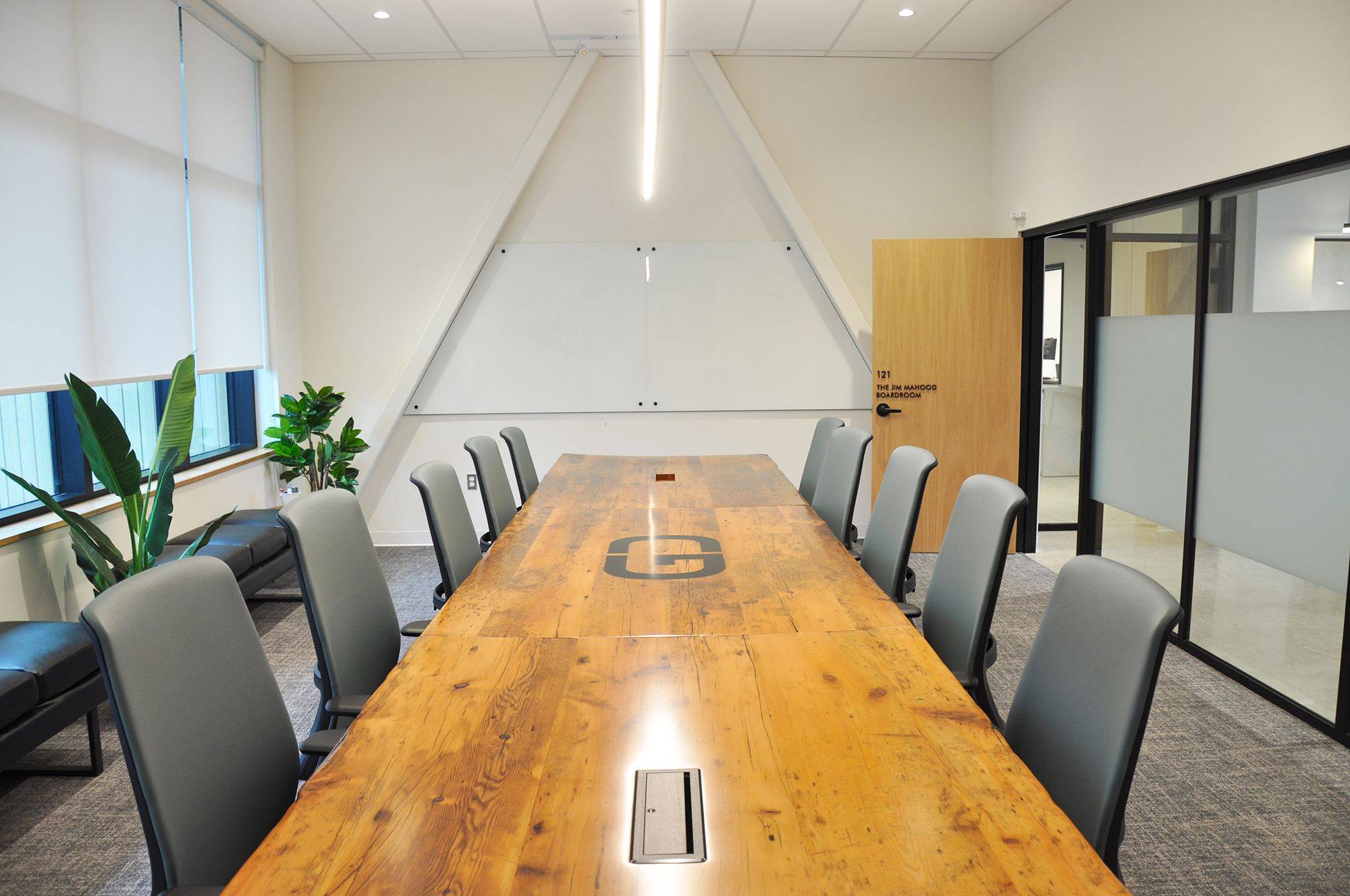 Kanata, ON K2M 1P7,100 Terence Matthews CRES