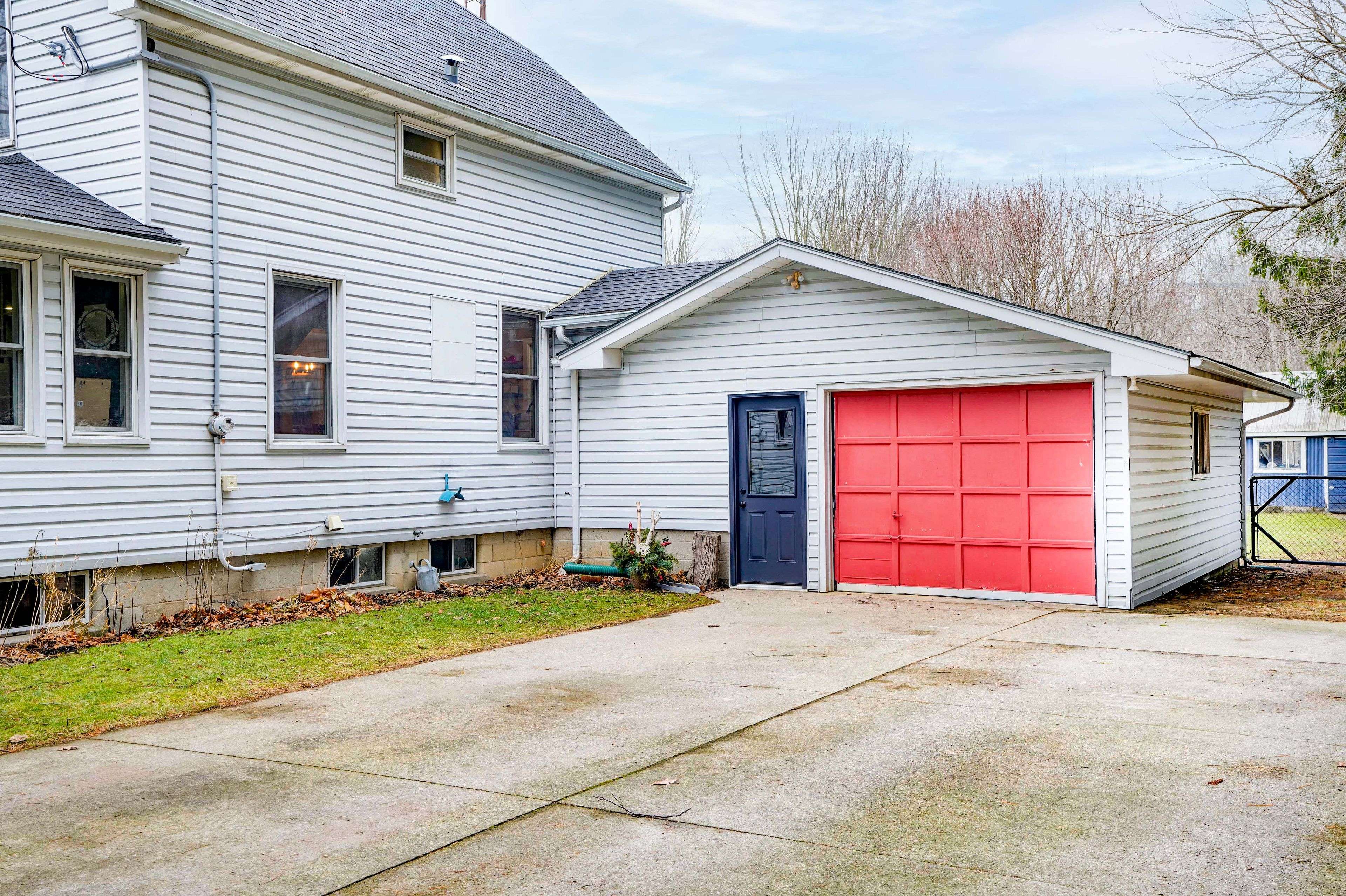 West Elgin, ON N0L 2P0,9868 GRAHAM RD