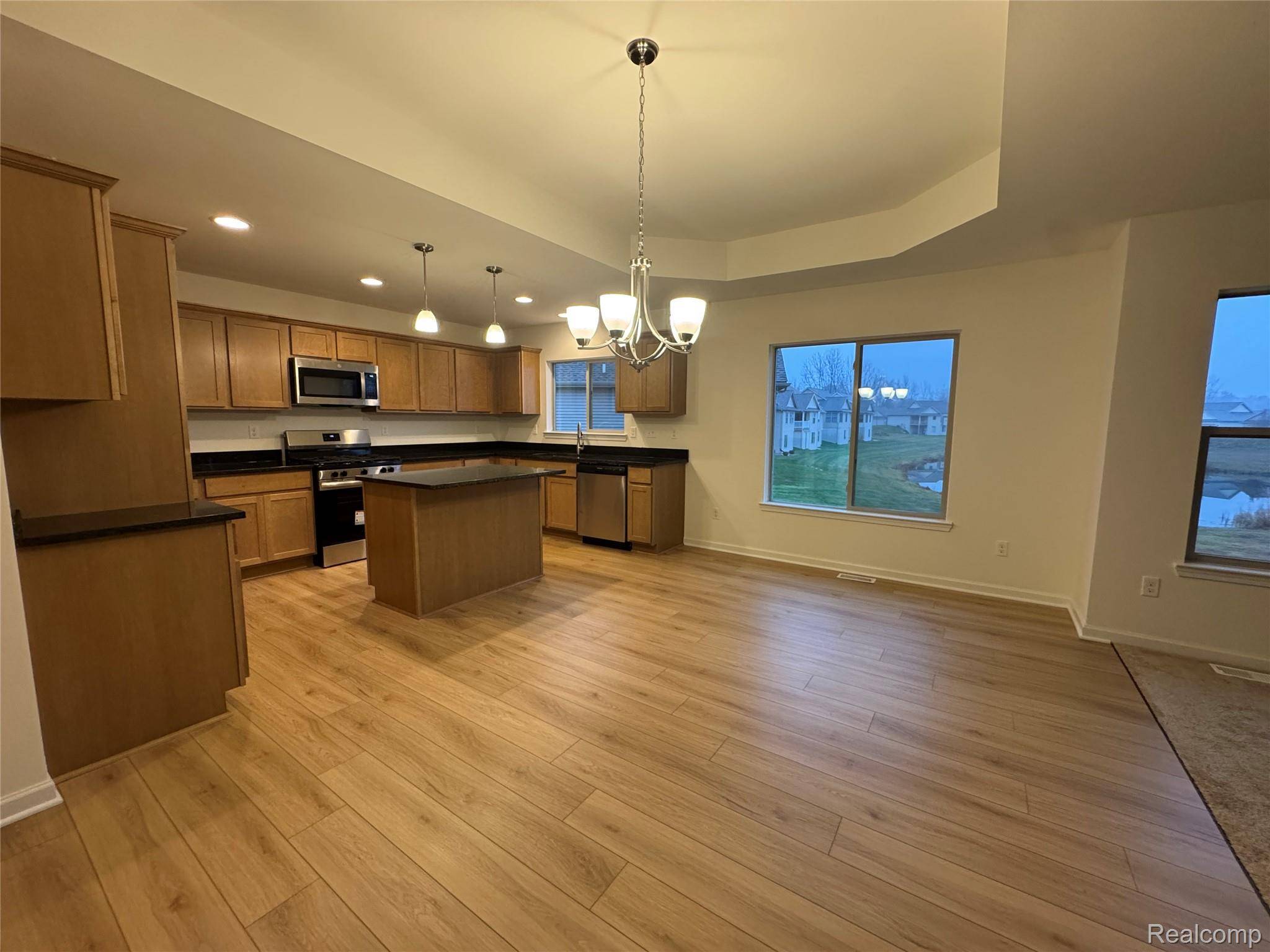 Burton, MI 48509,5389 Swan DR