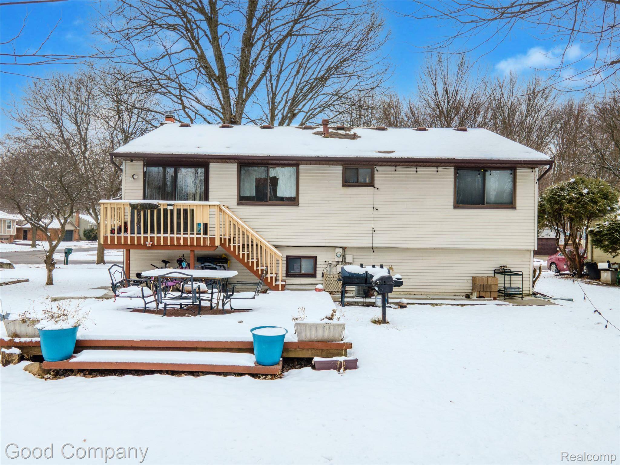 Troy, MI 48083,2711 Winter DR