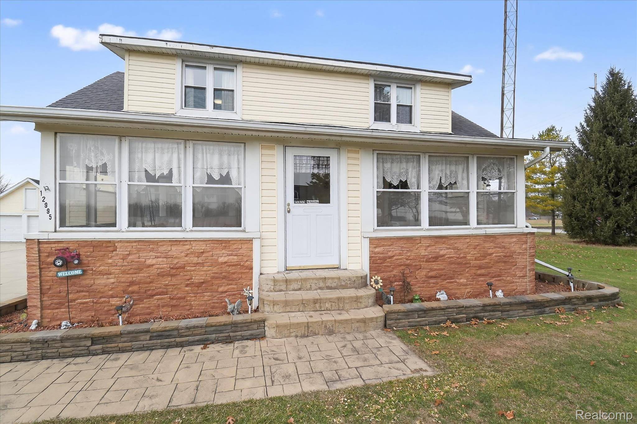 Carleton, MI 48117,12995 Sweitzer RD