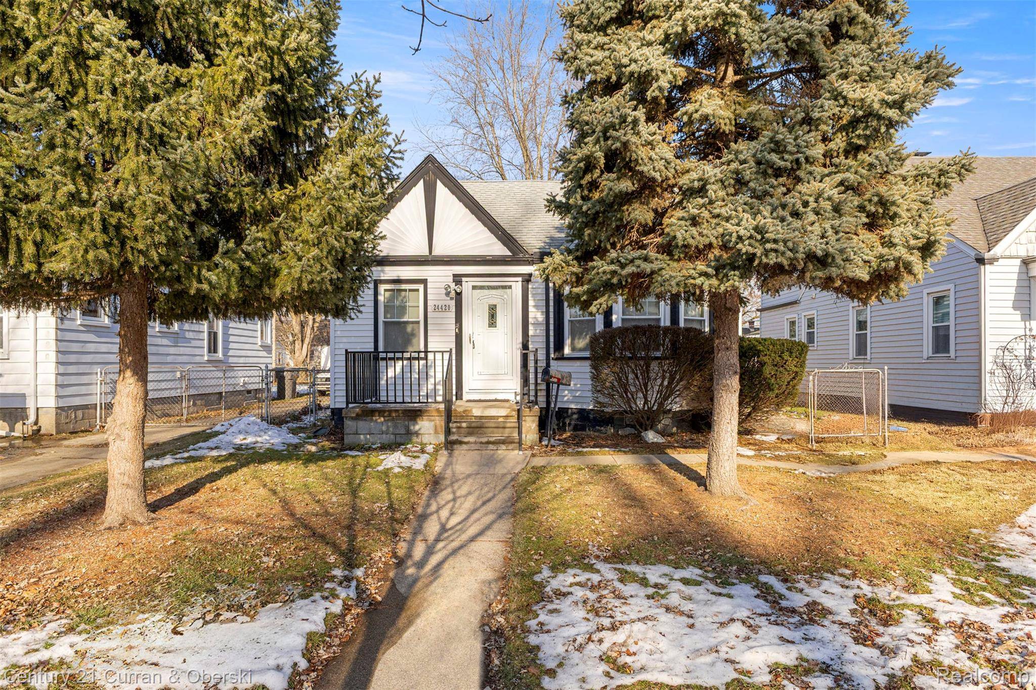 Dearborn, MI 48124,24420 Calvin ST