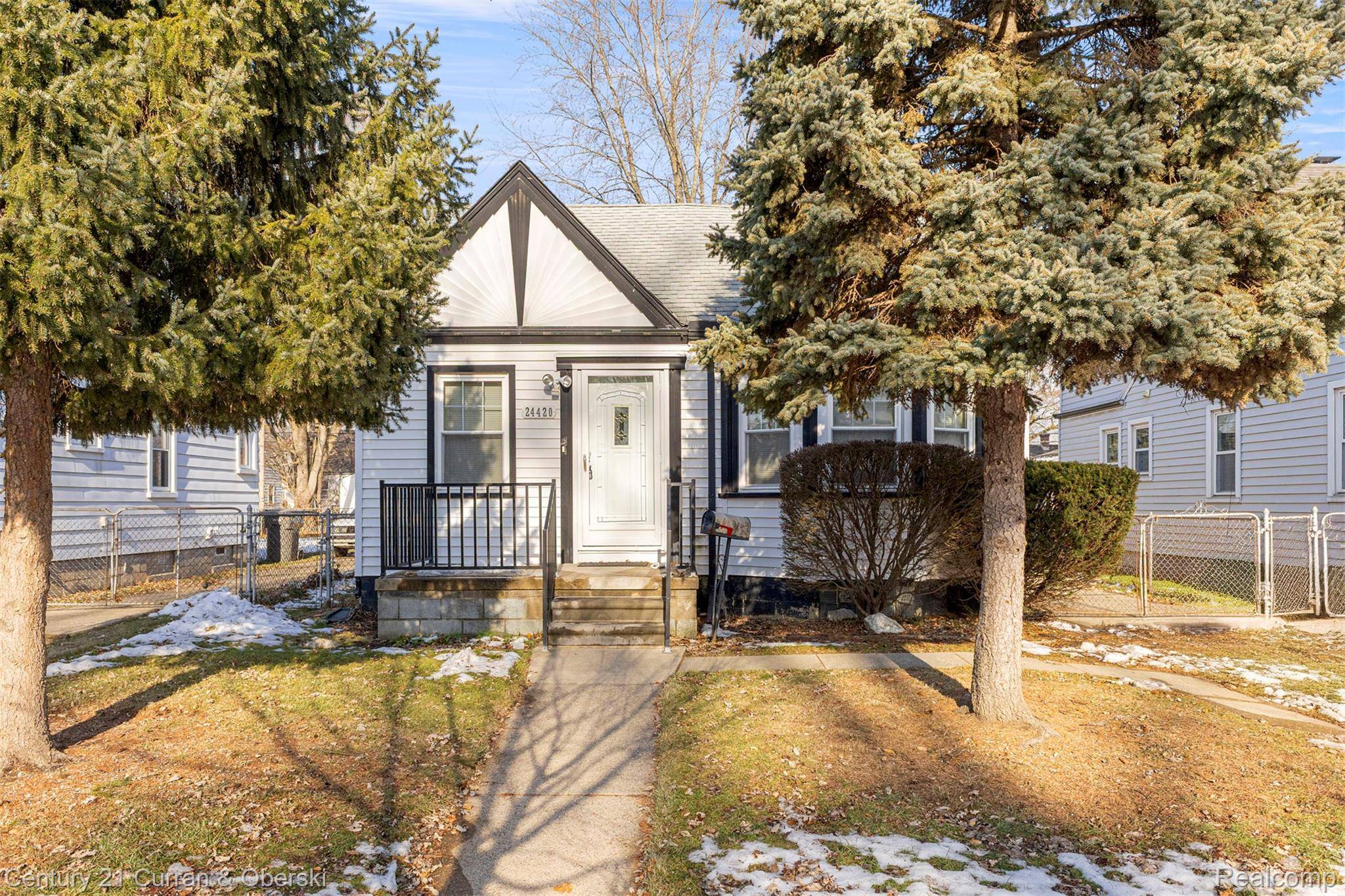 Dearborn, MI 48124,24420 Calvin ST