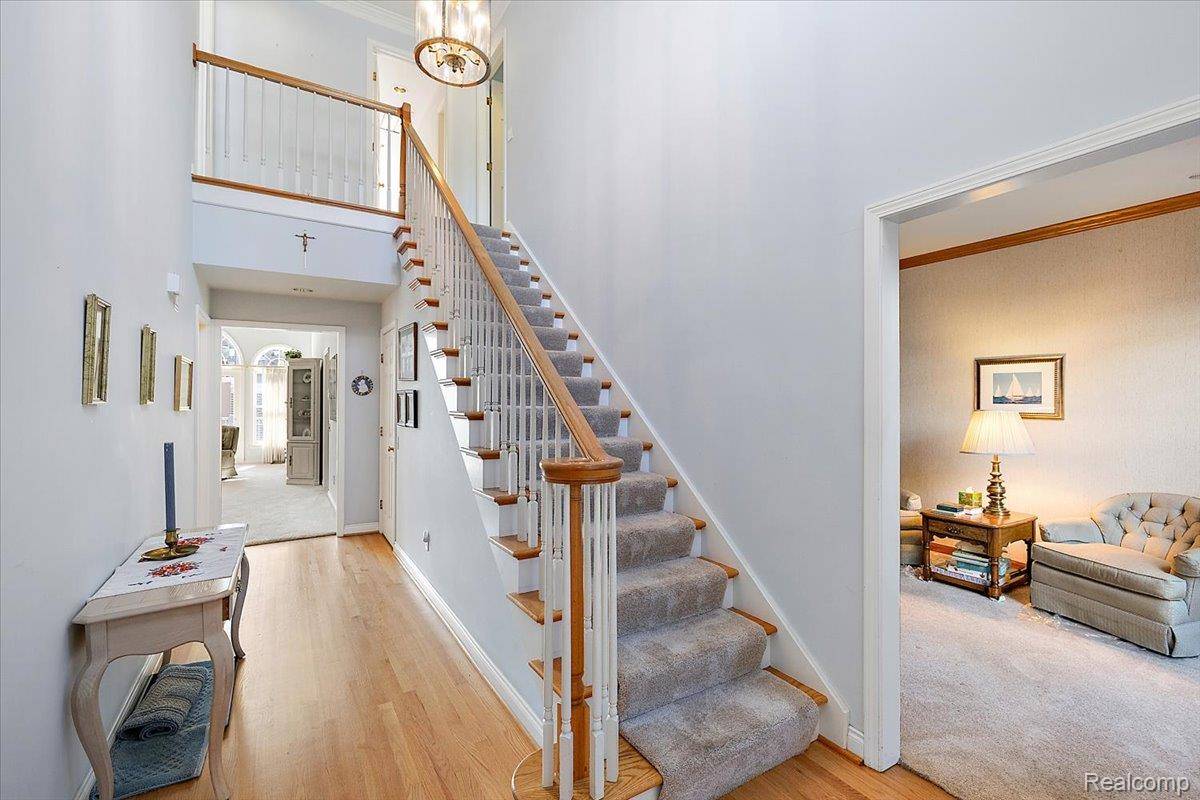 St. Clair Shores, MI 48080,9000 Harbor Place DR