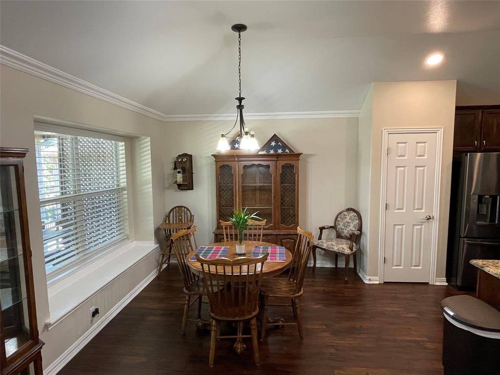 Denton, TX 76207,9700 Applewood Trail