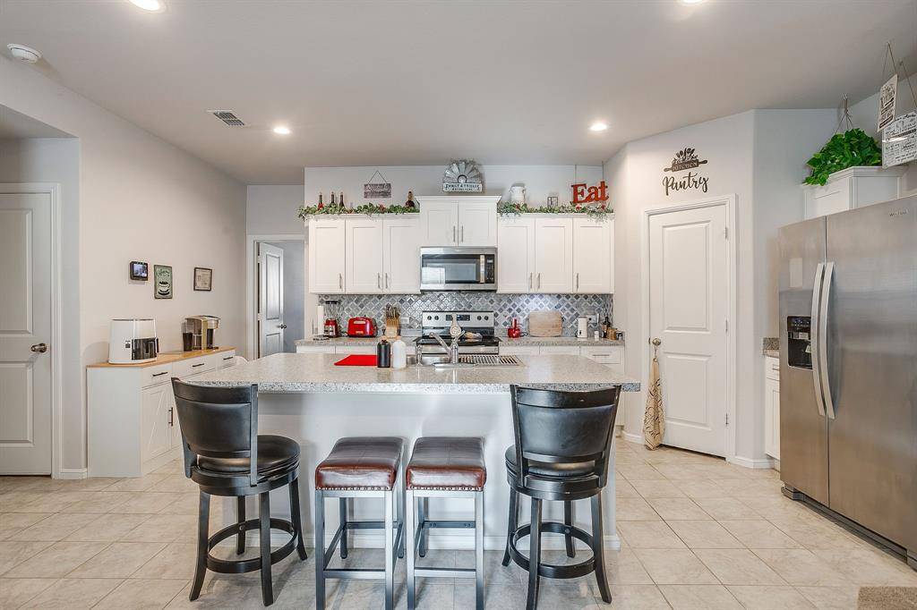 Cleburne, TX 76033,714 Rendyn Way