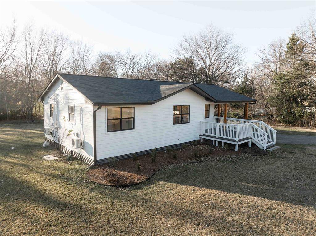 Van, TX 75790,200 PVT RD 8519