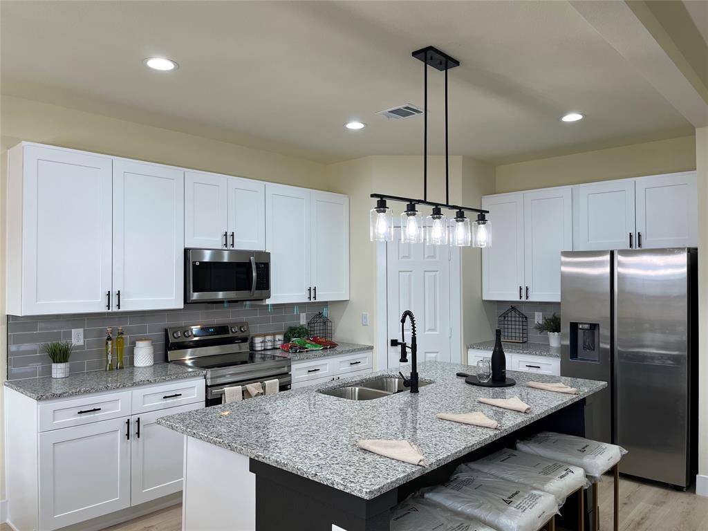 Corsicana, TX 75110,317 E 14th Avenue