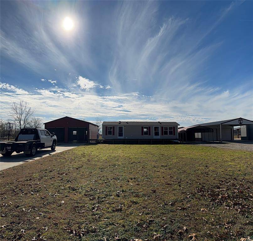 Yantis, TX 75497,745 County Road 1895