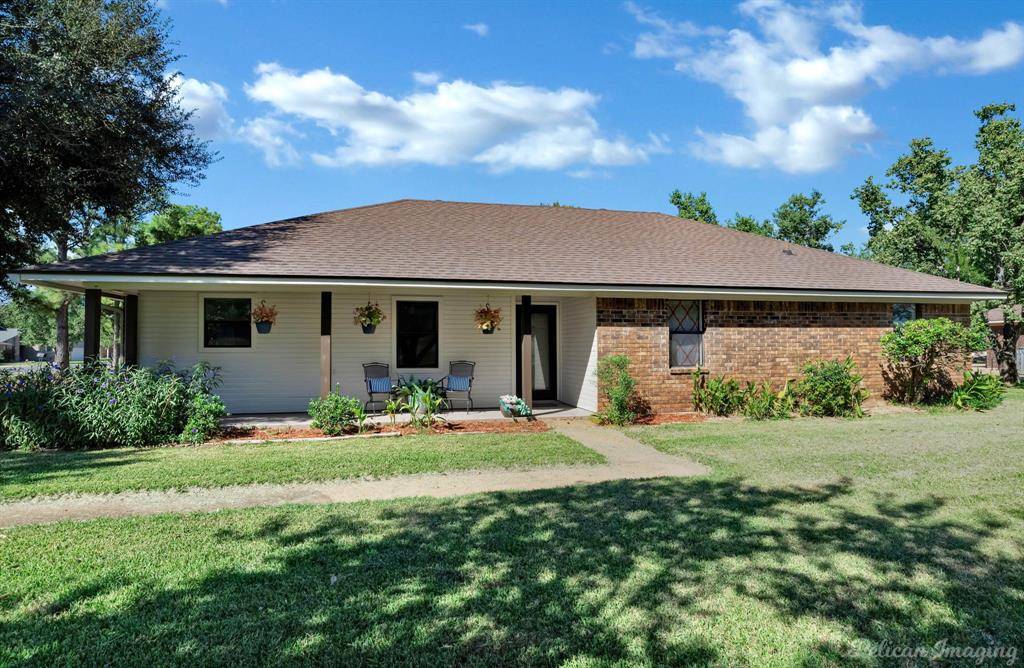 Benton, LA 71006,4618 Palmetto Road