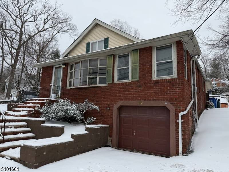 Watchung Boro, NJ 07069,97 Mountain Blvd