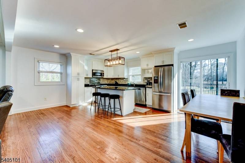 Warren Twp., NJ 07059,6 Elm Ave