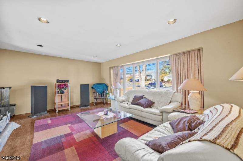 Clifton City, NJ 07013,169 Haddenfield Rd