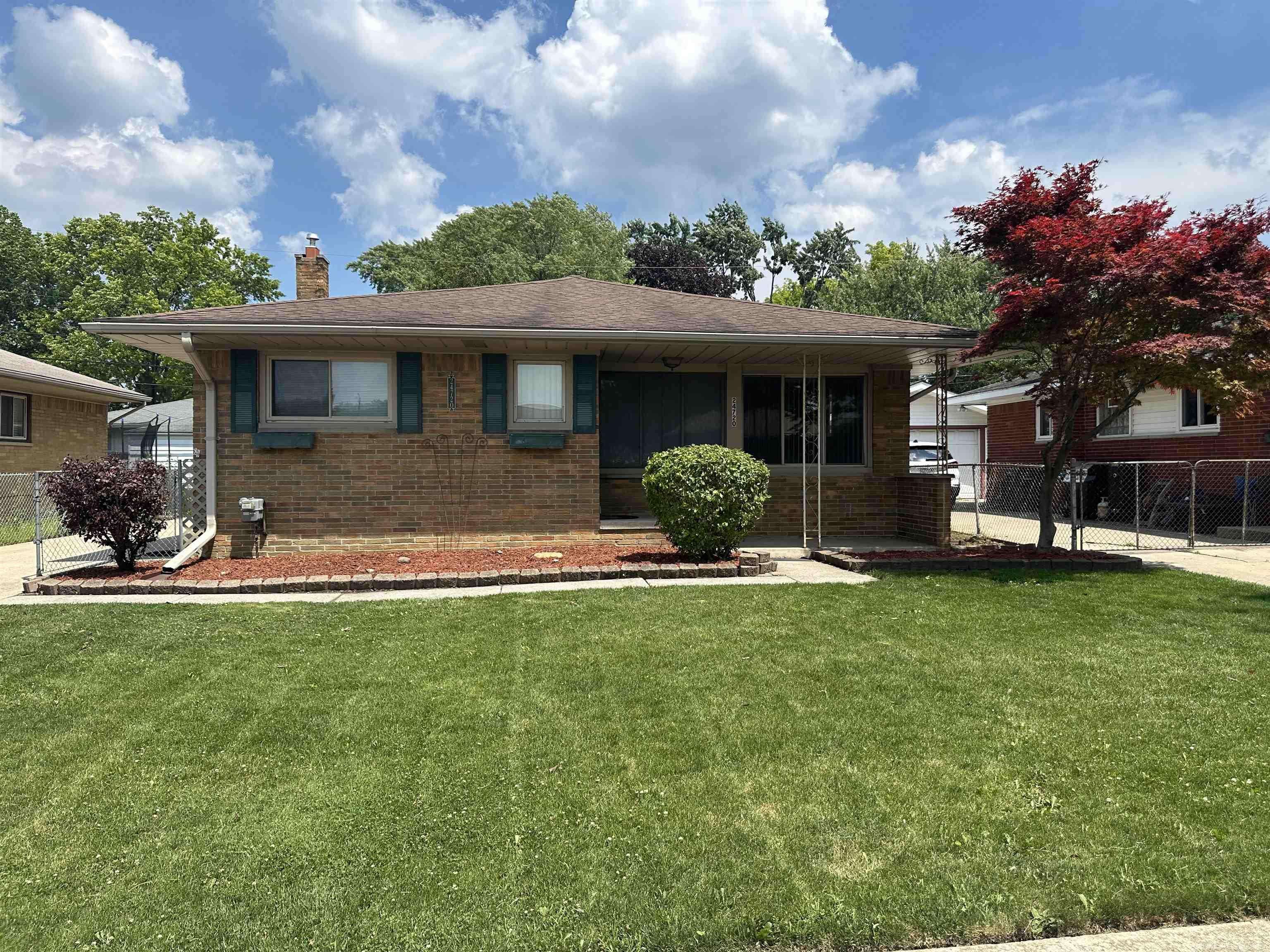 Saint Clair Shores, MI 48080,24720 Culver ST