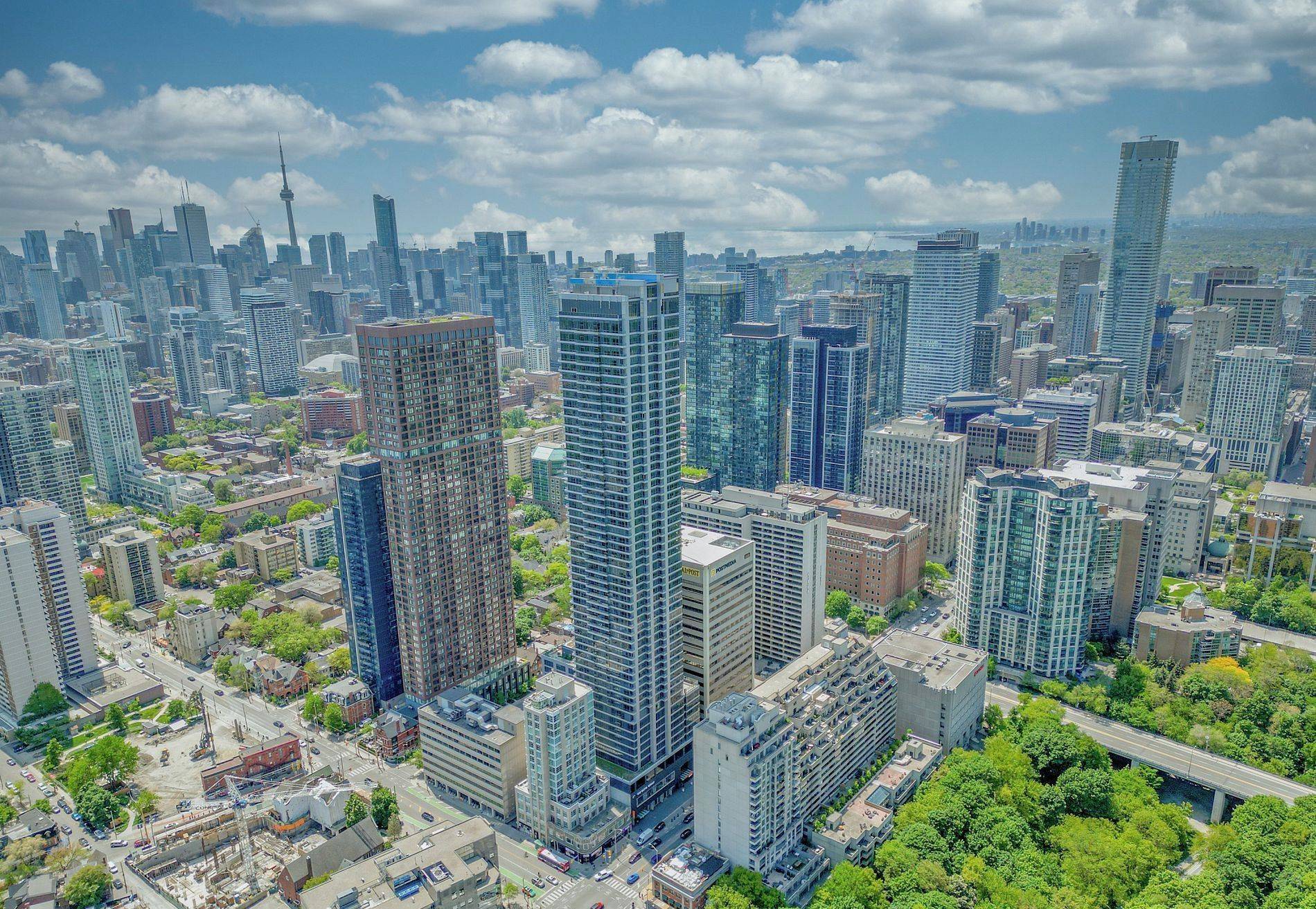 Toronto C08, ON M4W 0B4,395 Bloor ST E #5206