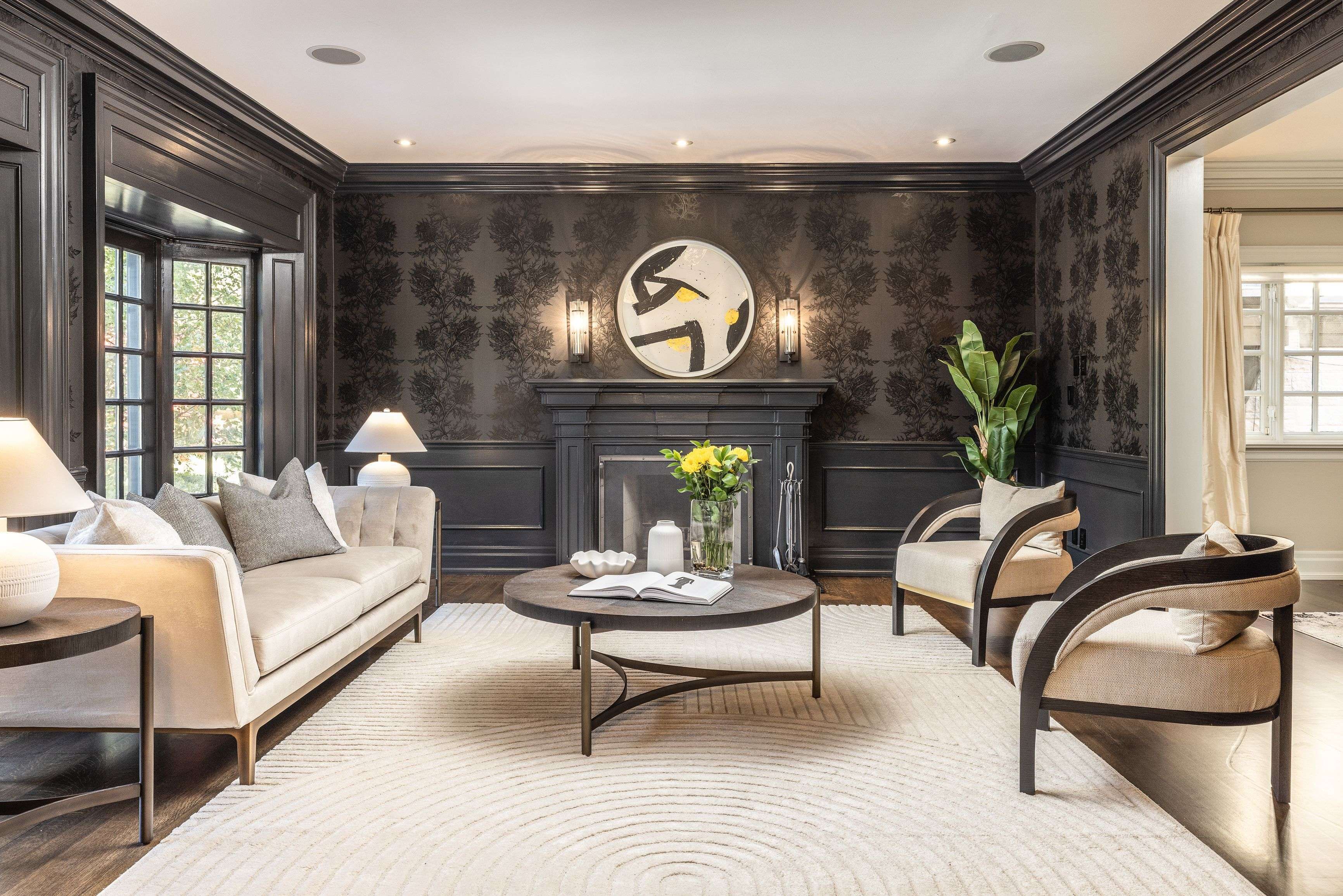 Toronto C12, ON M4N 1R8,27 Bayview Wood