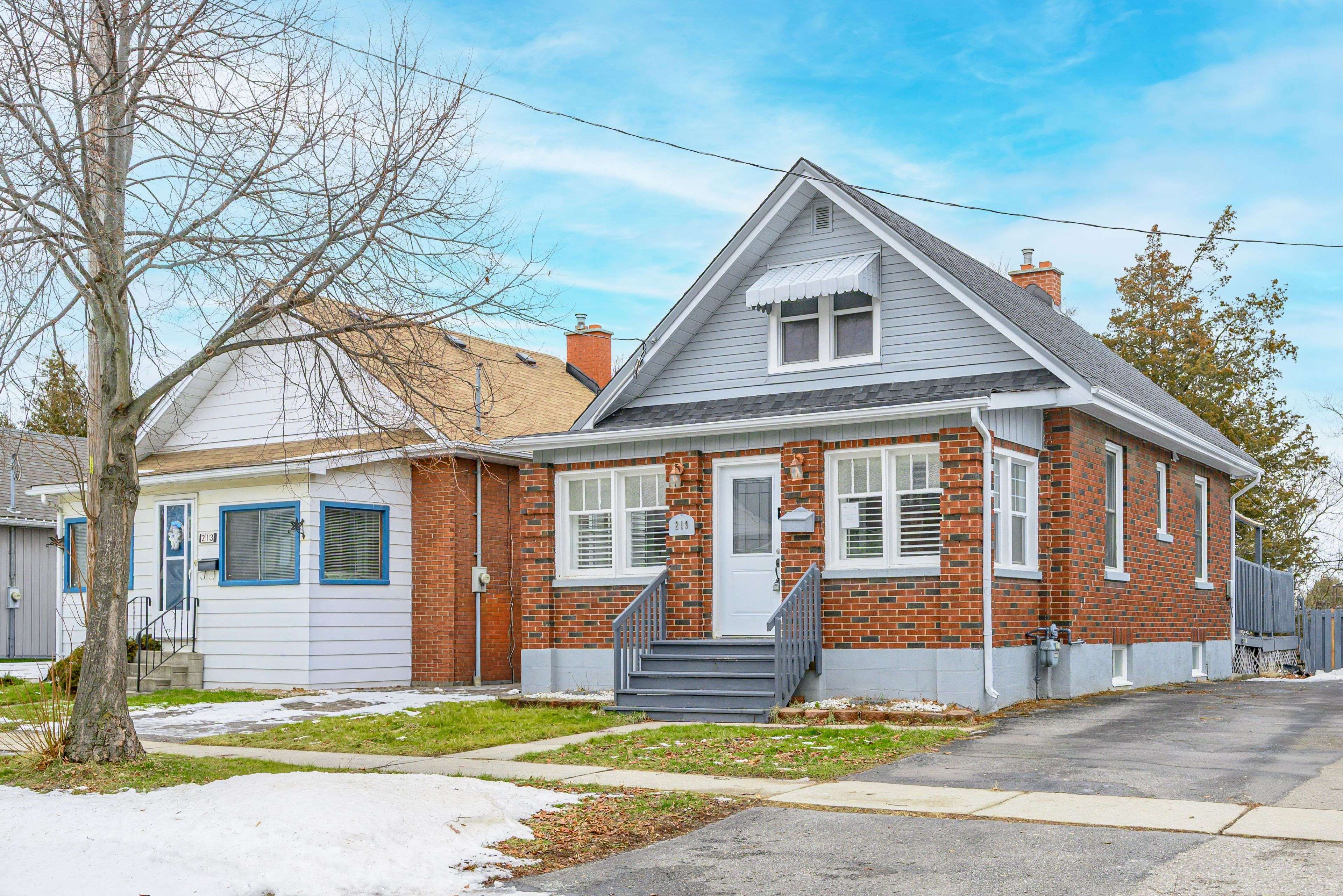 Oshawa, ON L1H 5T1,219 Verdun RD