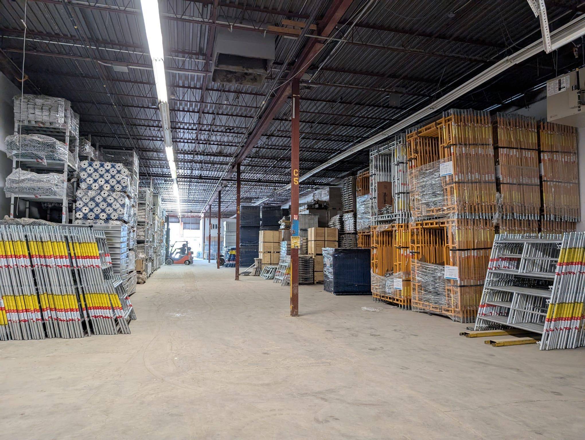 Toronto E04, ON M1R 2T6,38 Metropolatin RD #Unit 7