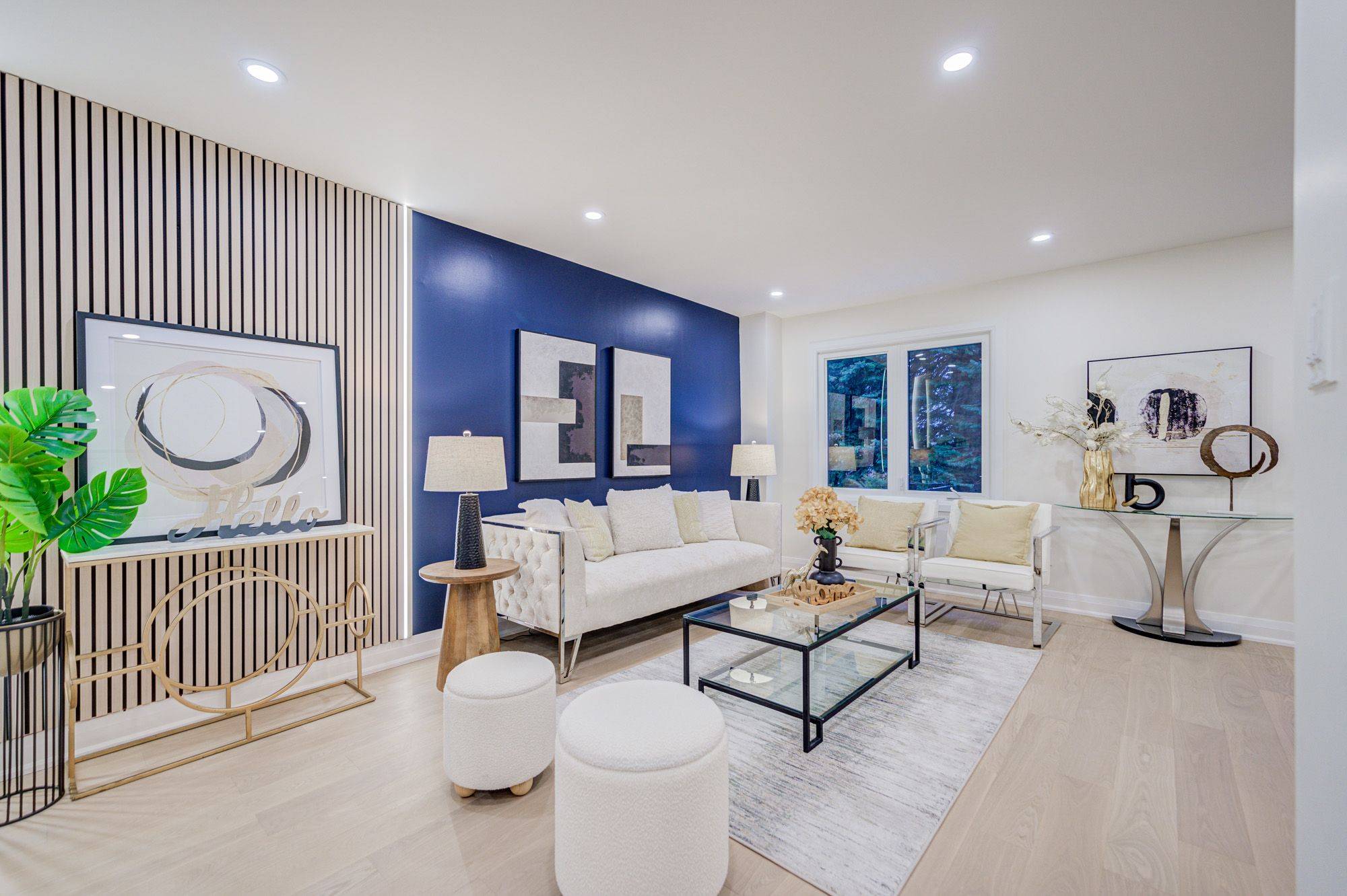 Toronto E07, ON M1S 4J6,590 Sandhurst CIR #10