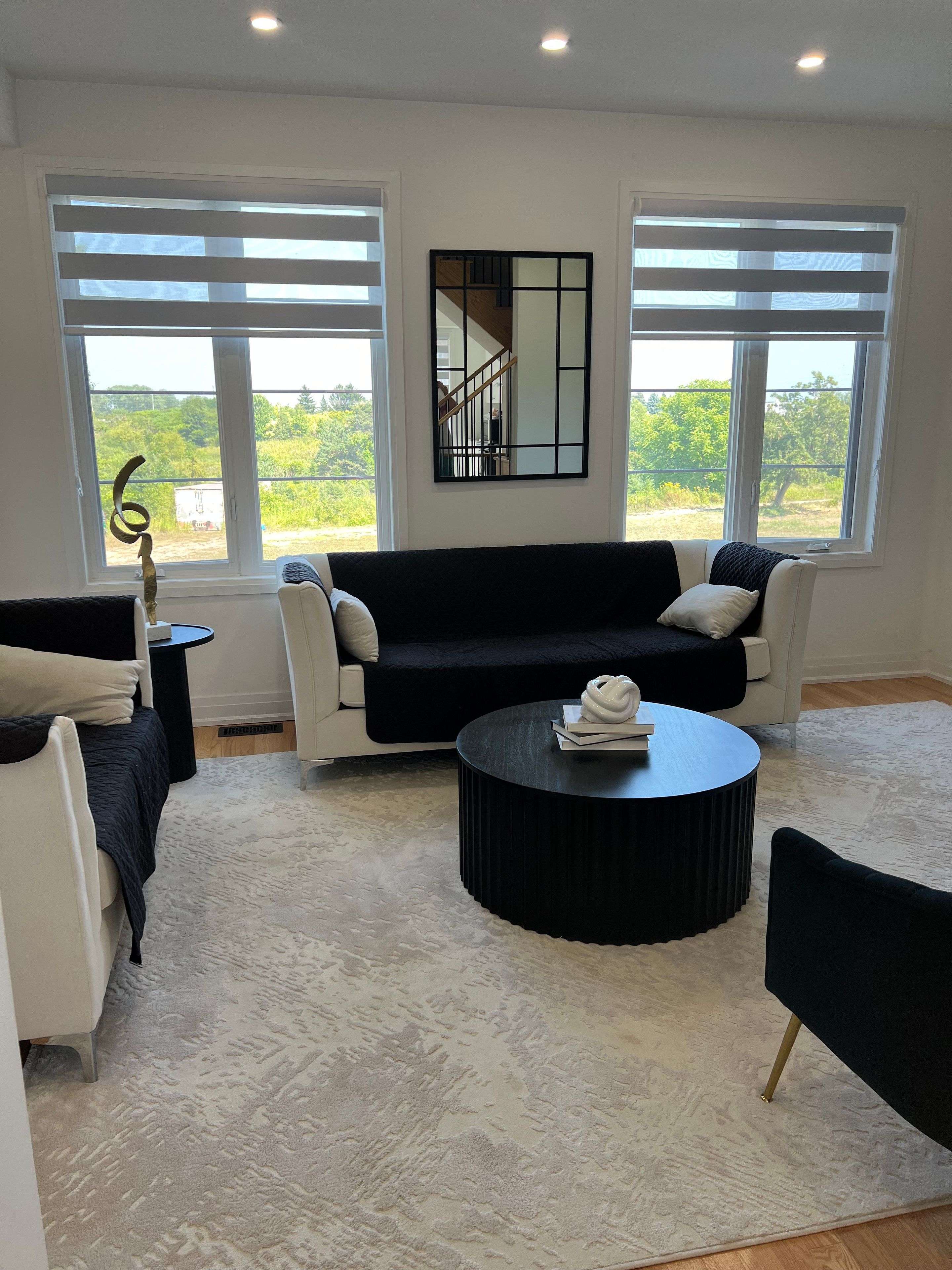 Whitby, ON L1N 0N1,72 Waterside WAY