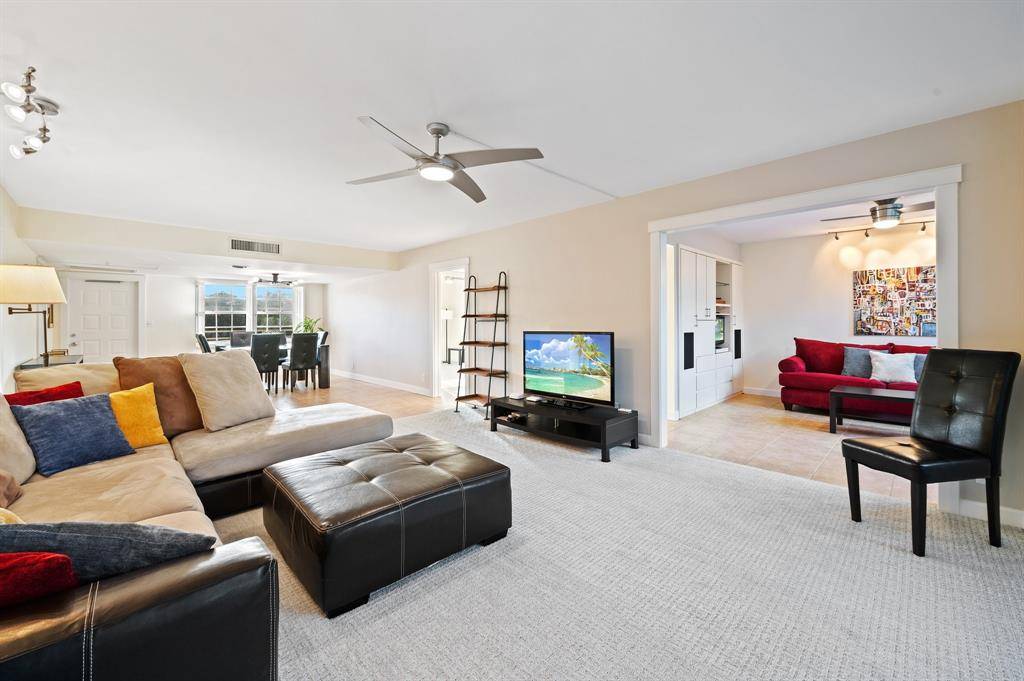 Pompano Beach, FL 33069,3900 Oaks Clubhouse Dr #310