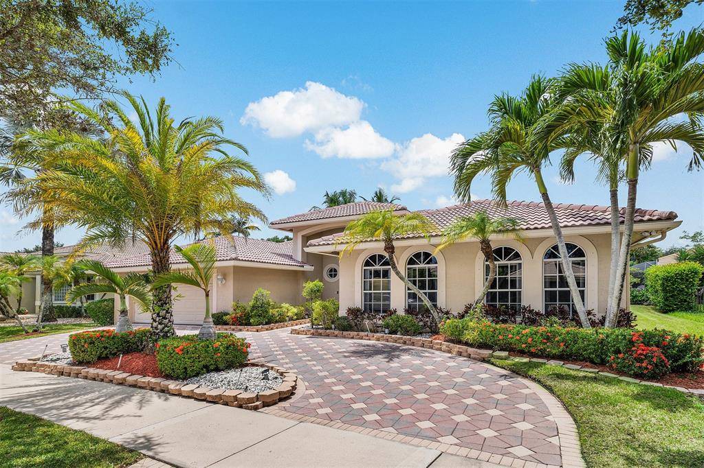 Weston, FL 33331,3852 Oak Ridge Circle