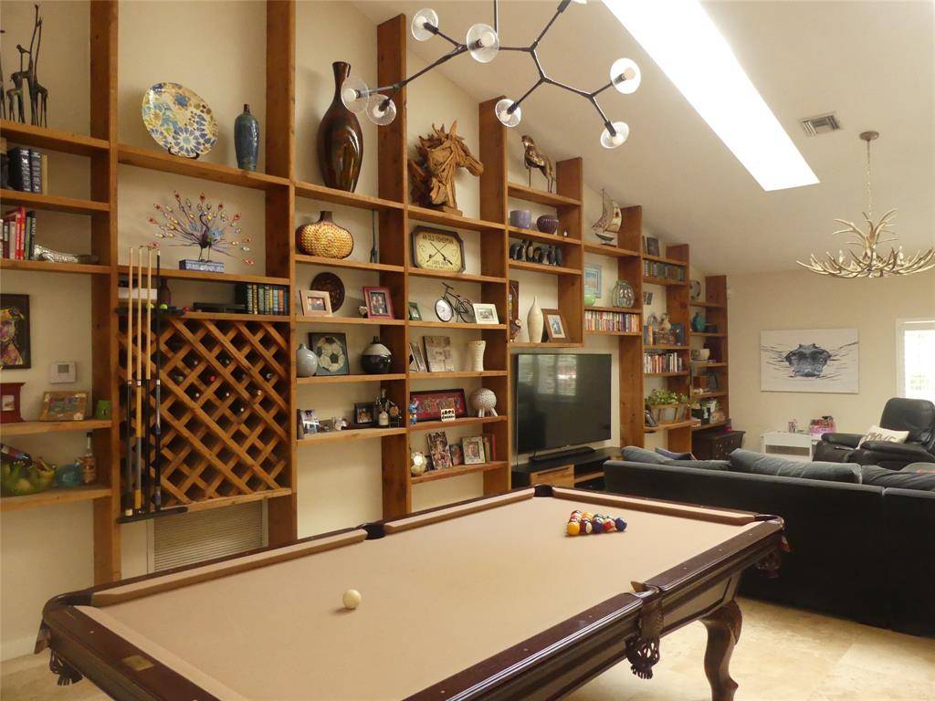 Parkland, FL 33067,5221 PINETREE RD