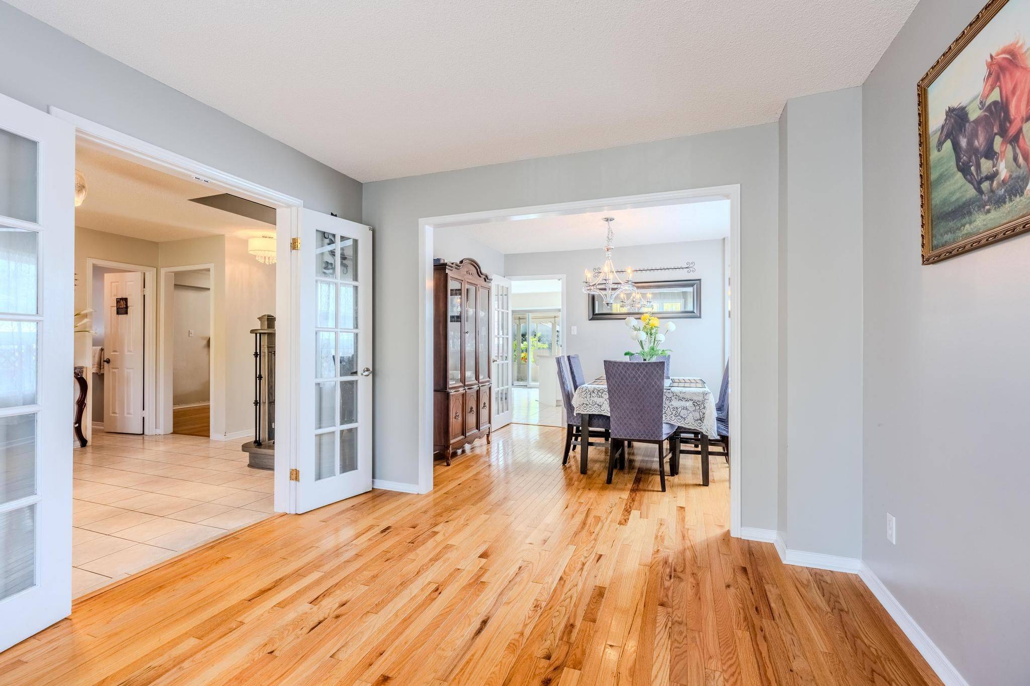 Barrie, ON L4N 7C5,341 Livingstone ST