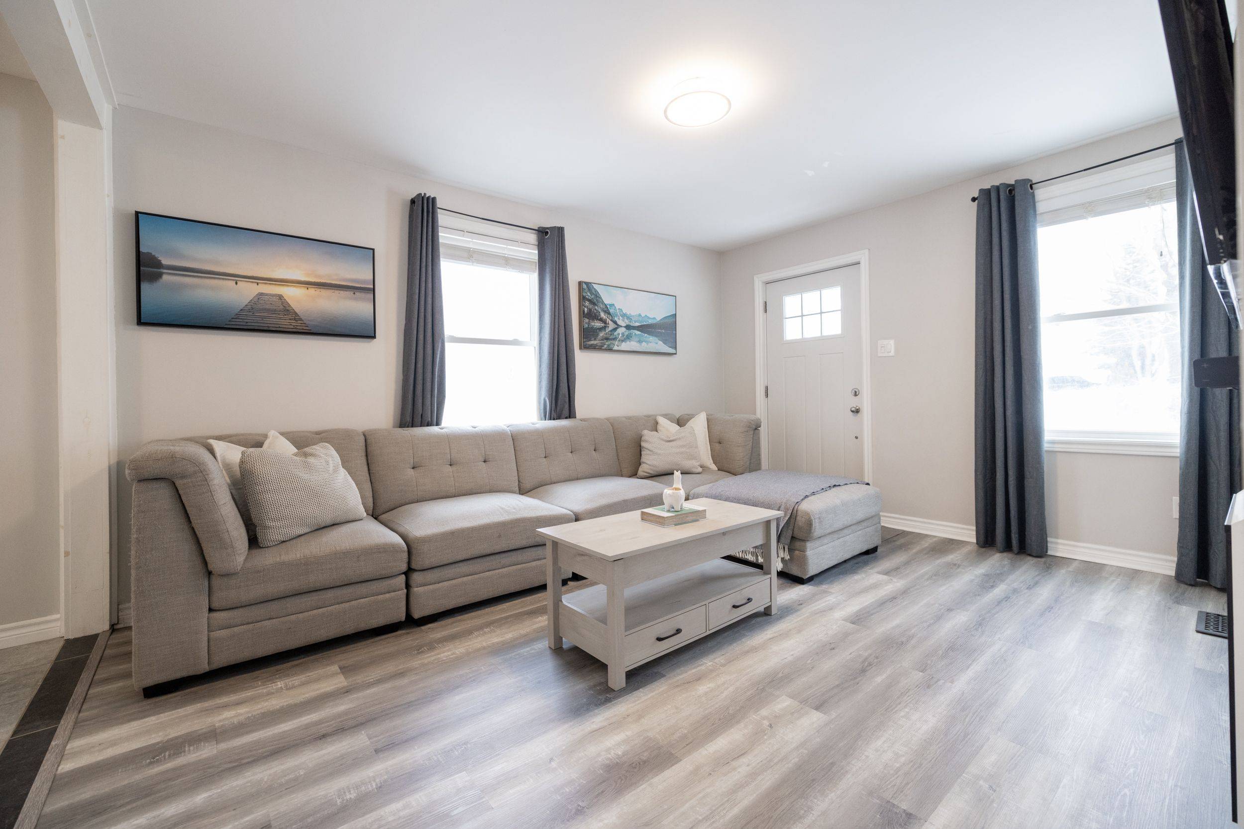 Orillia, ON L3V 4K3,319 Gill ST