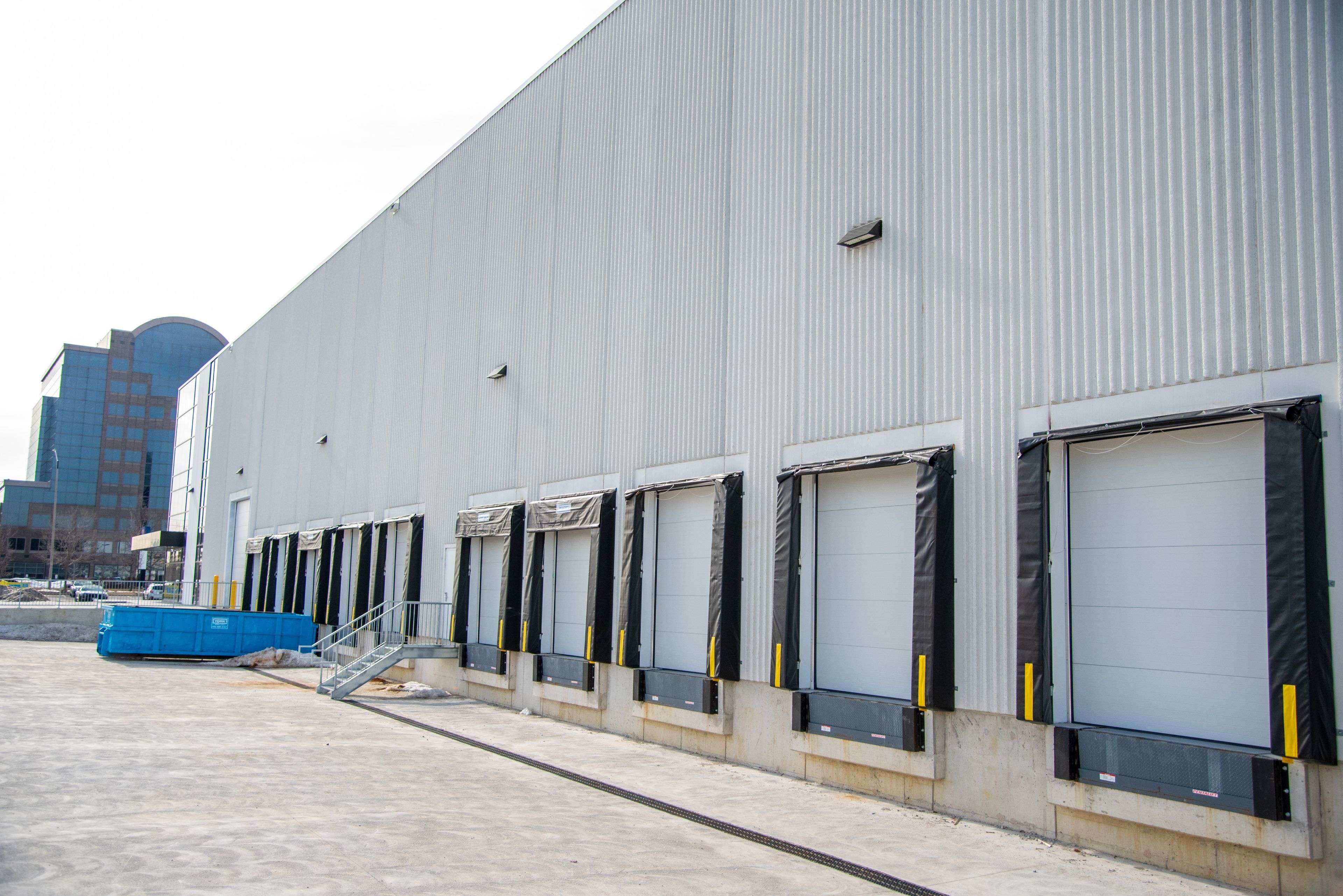 Mississauga, ON L4W 4H2,2645 Skymark AVE