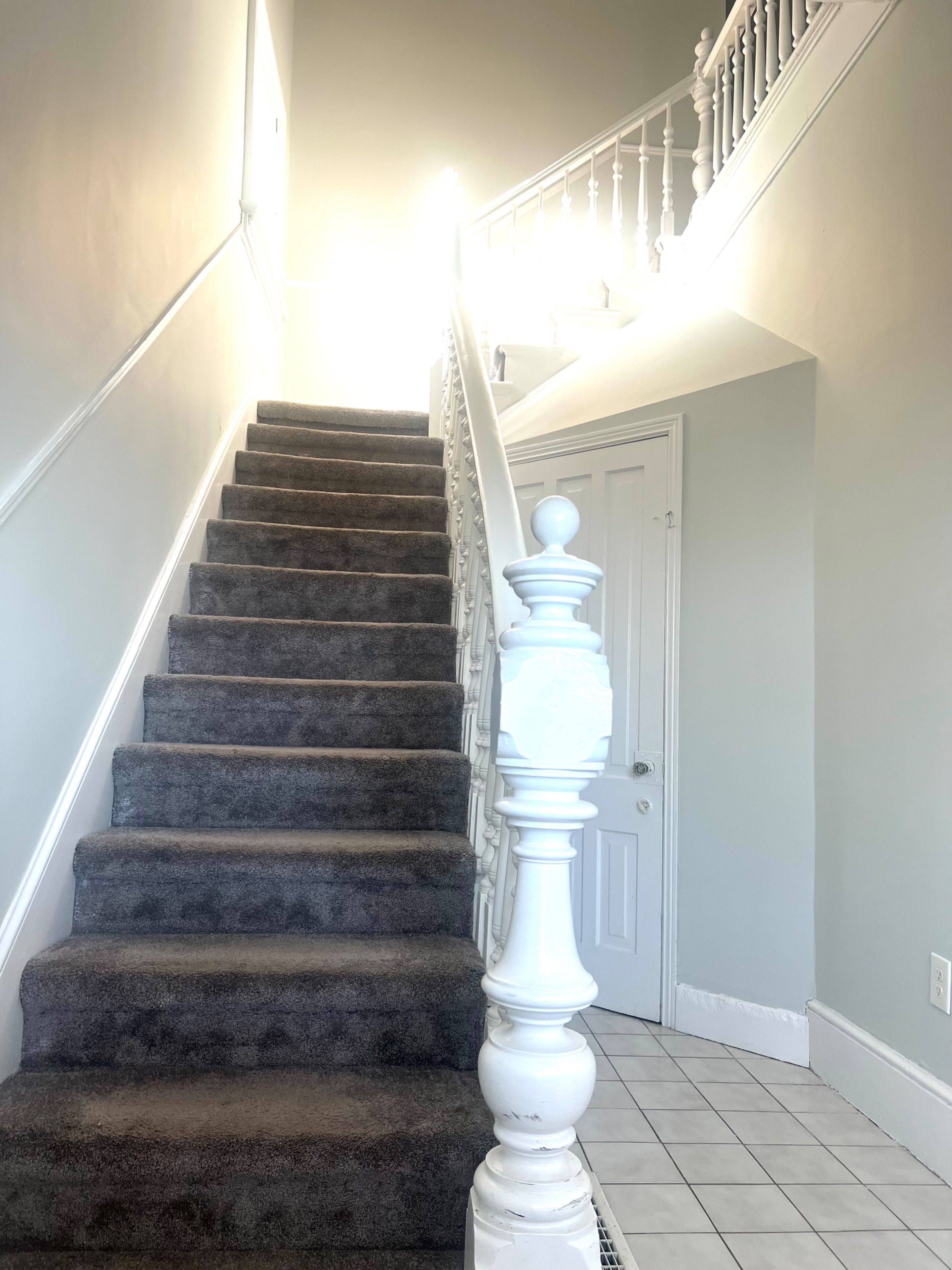 Burlington, ON L7S 1B3,1421 Lakeshore rd N/A