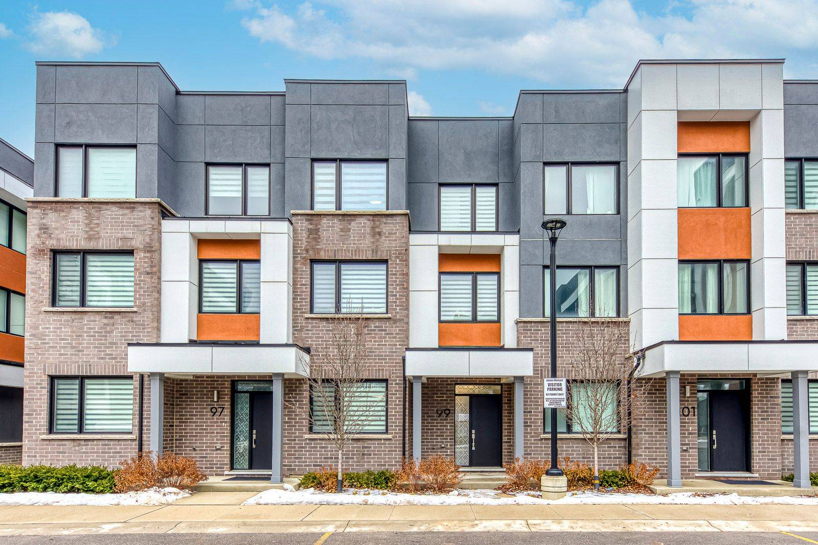 Oakville, ON L6H 0X4,99 Grovewood Common