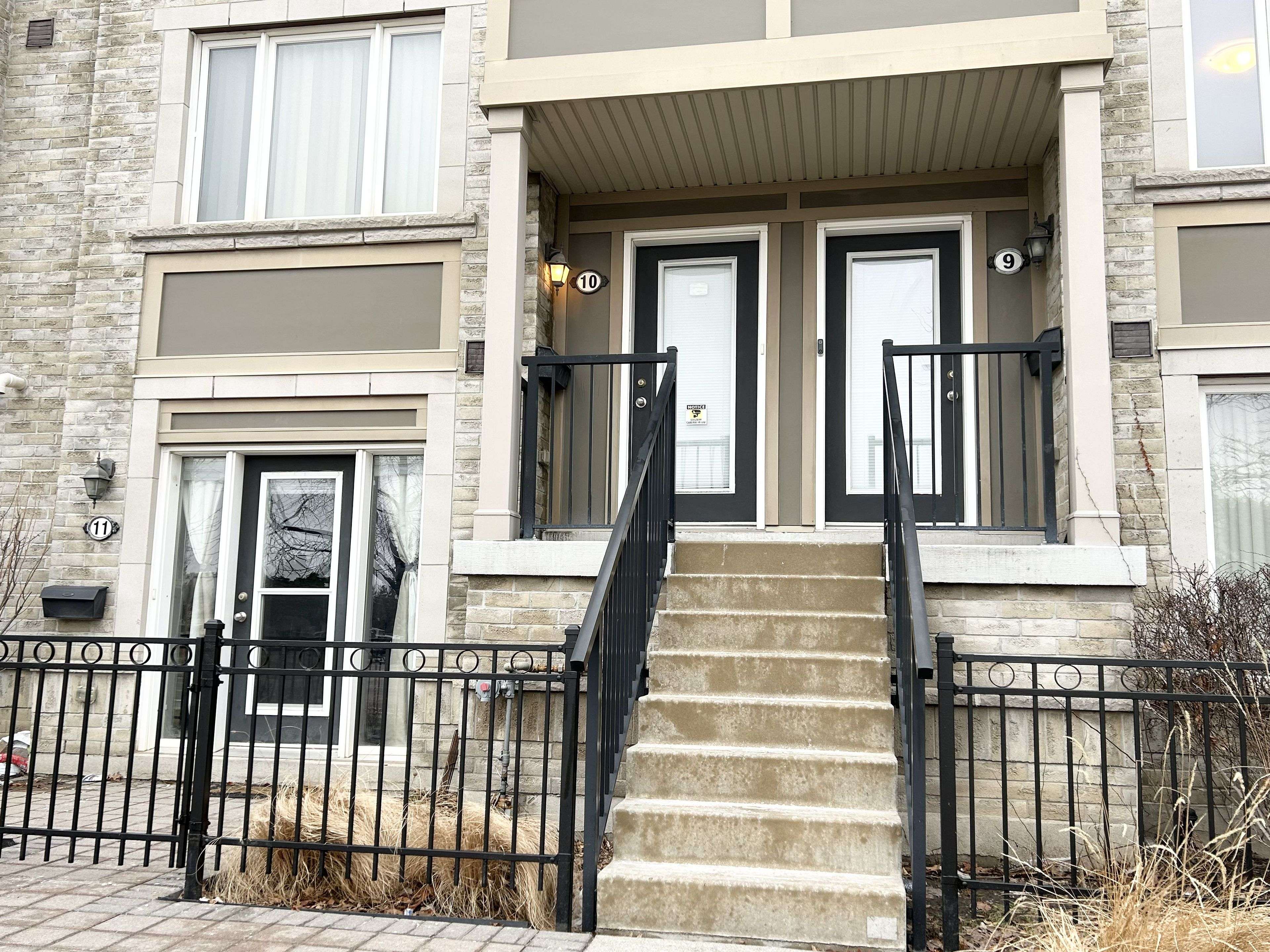 Mississauga, ON L5M 0S4,2875 Hazelton PL #10