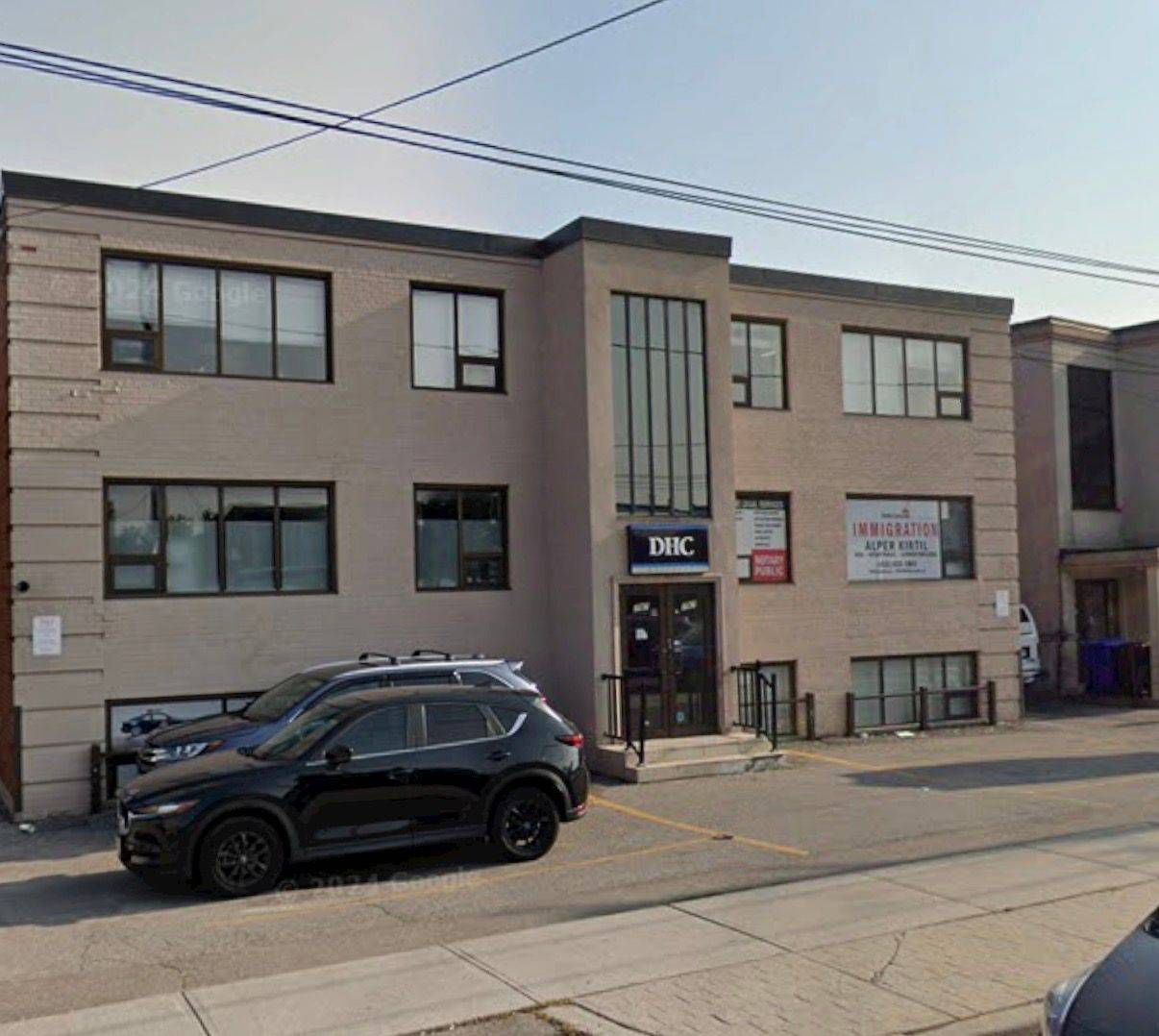 Toronto W05, ON M3K 1E4,797 Wilson AVE #102