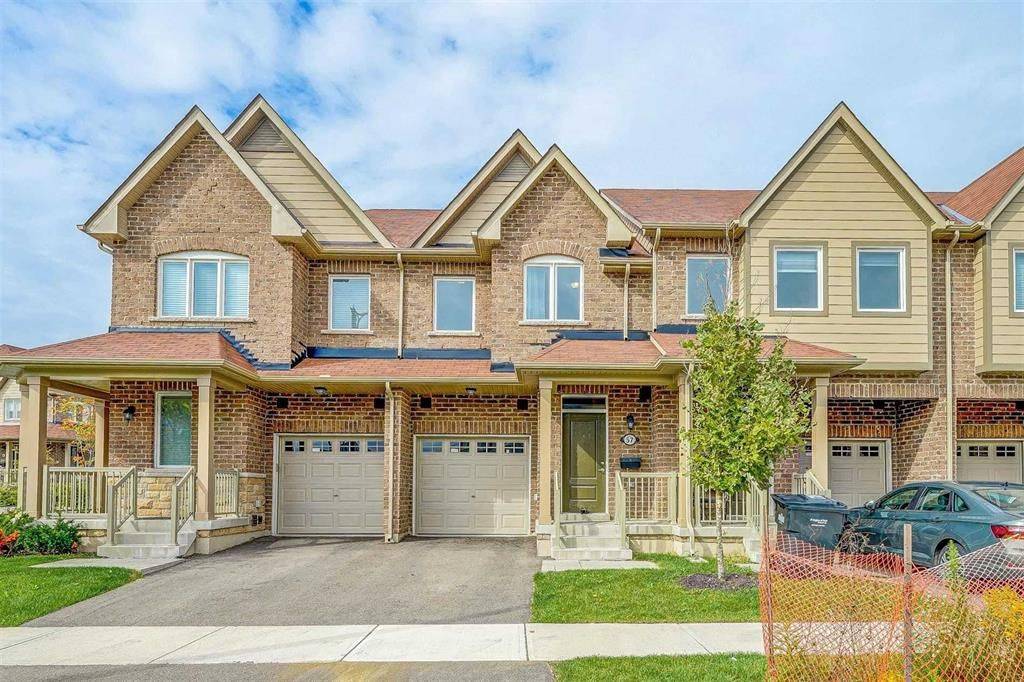 Brampton, ON L6Y 1N9,50 Edinburgh DR #57