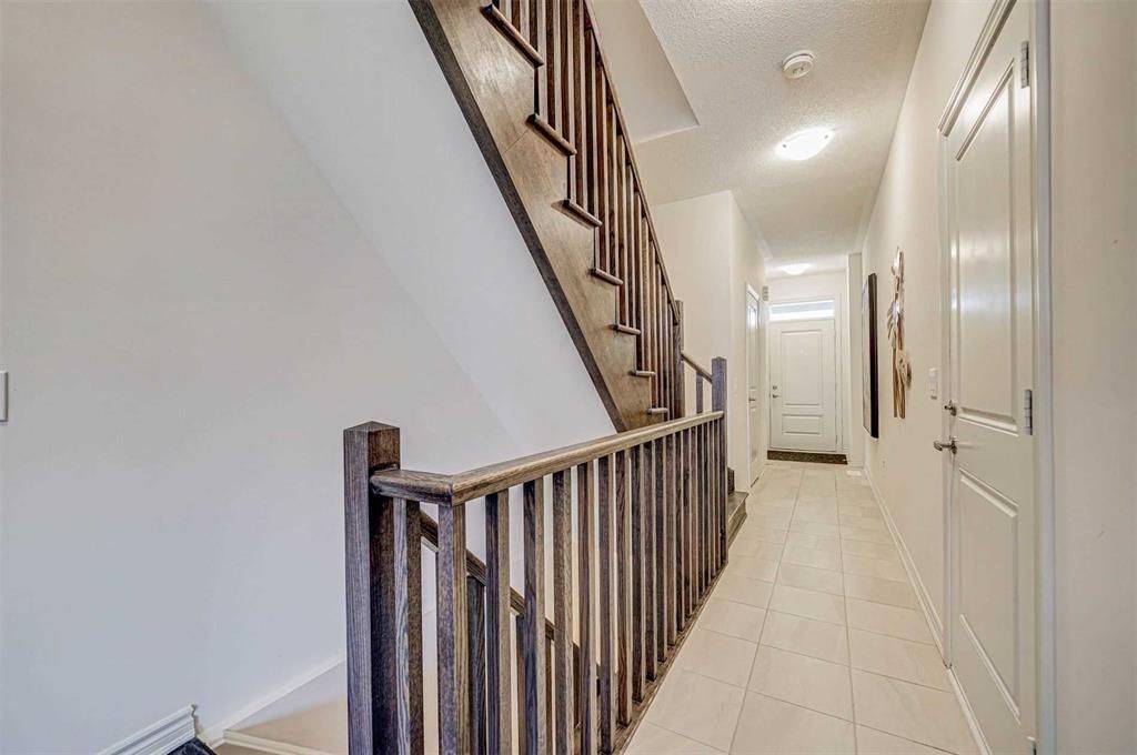 Brampton, ON L6Y 1N9,50 Edinburgh DR #57