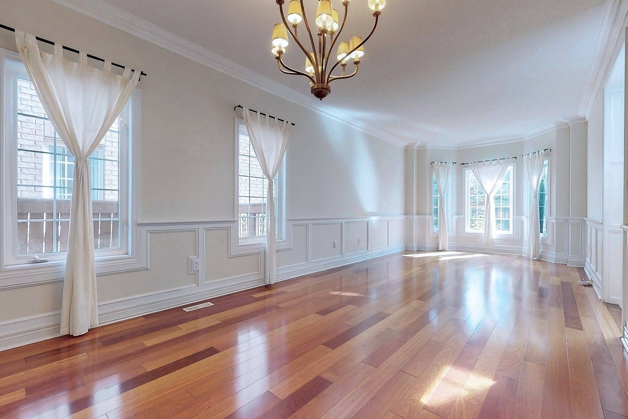 Oakville, ON L6L 6B4,3074 Shannon CRES