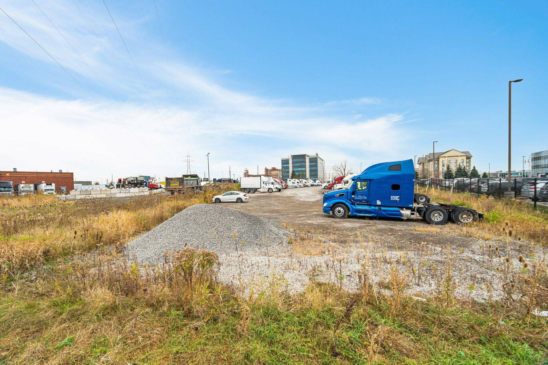 Mississauga, ON L5T 2Y5,140-160 Derry RD E