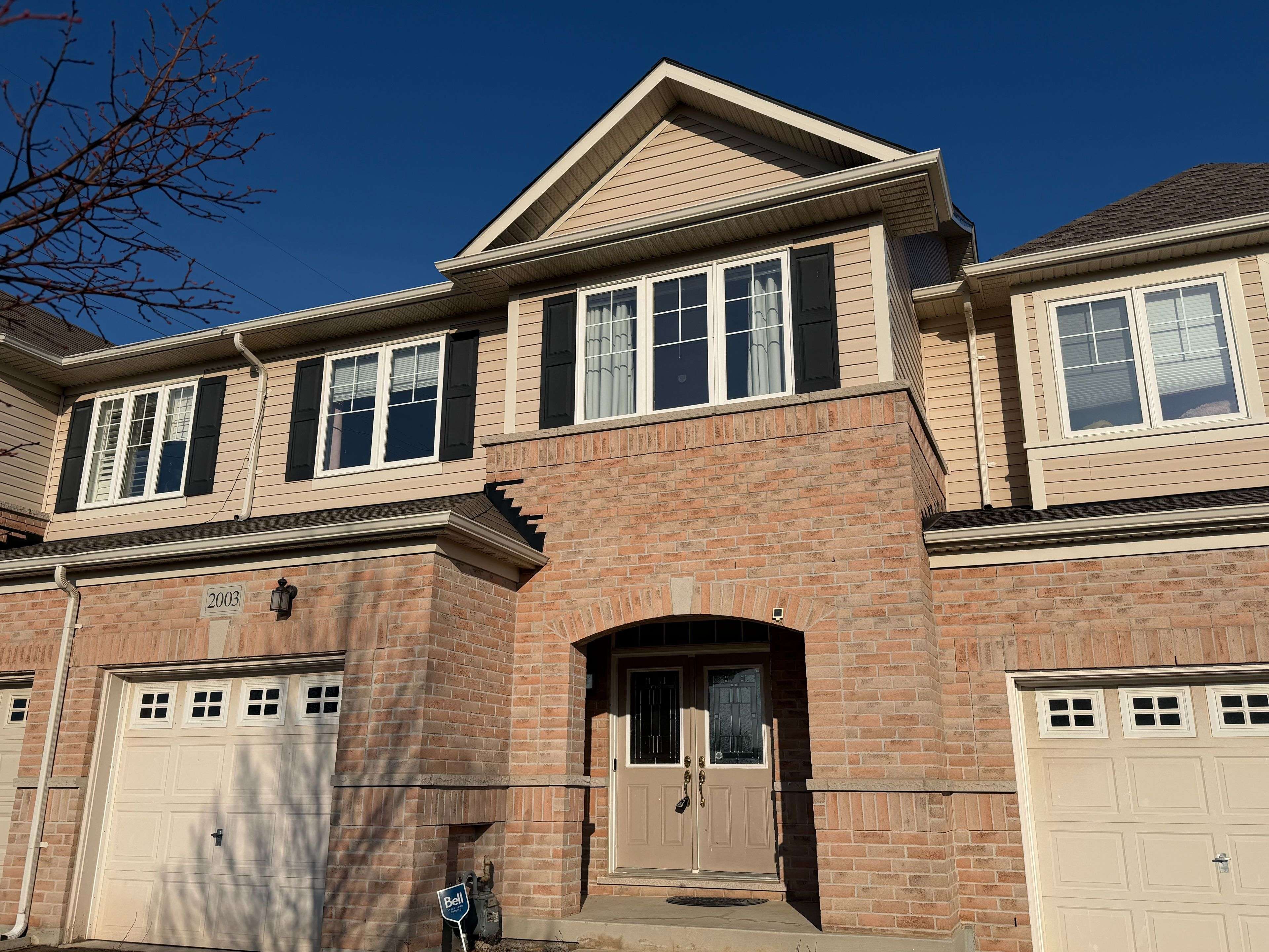 Oakville, ON L6M 0M2,2003 Trawden WAY