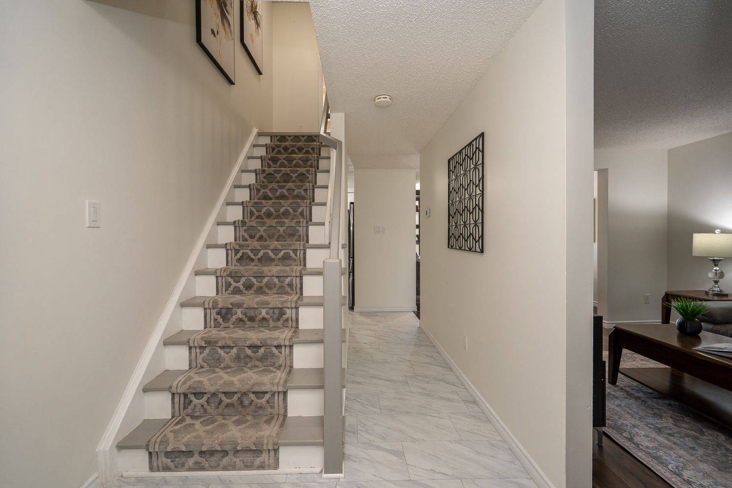 Orangeville, ON L9W 4T4,252 Elmwood CRES