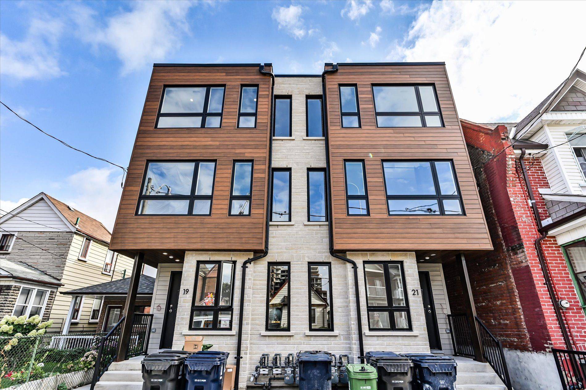 Toronto W02, ON M6H 1Y3,19 Lappin AVE #APT 1