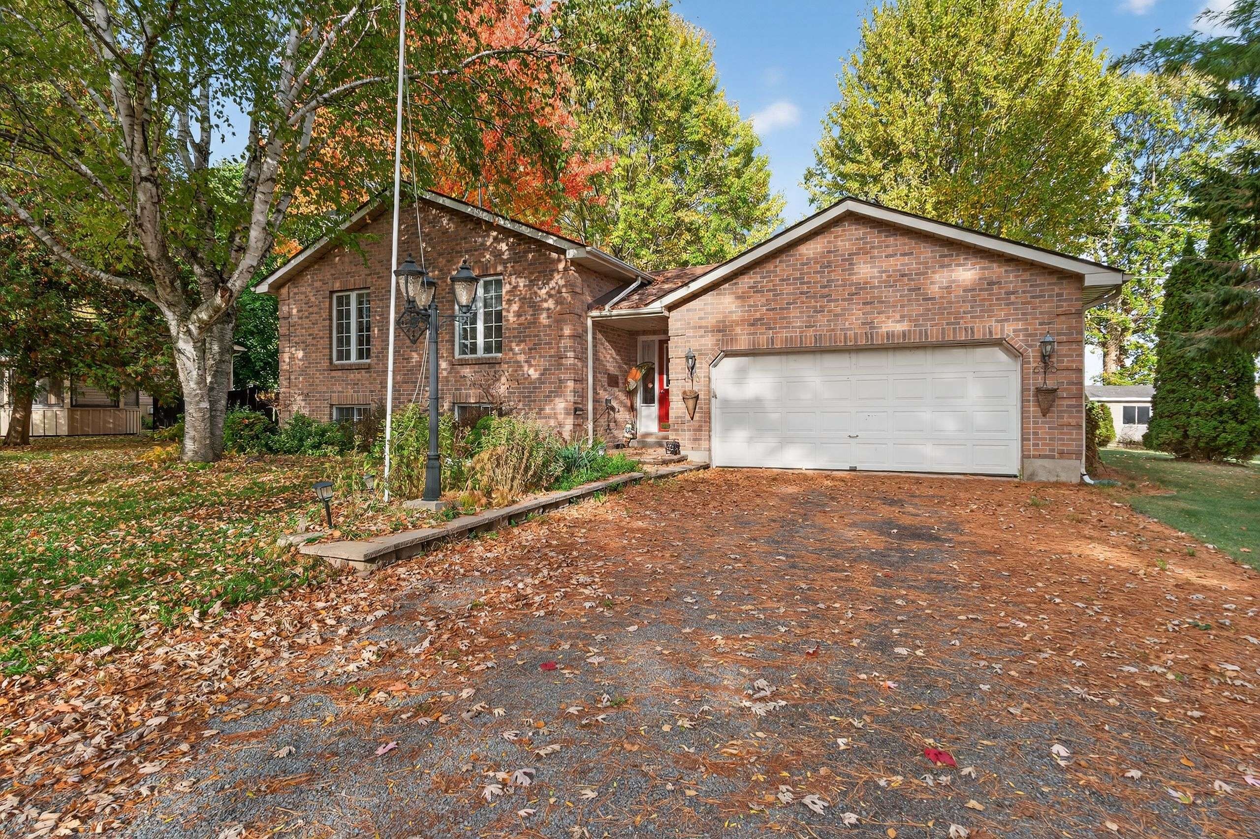 Greater Napanee, ON K7R 3L2,63 SOUTHWOOD CRES