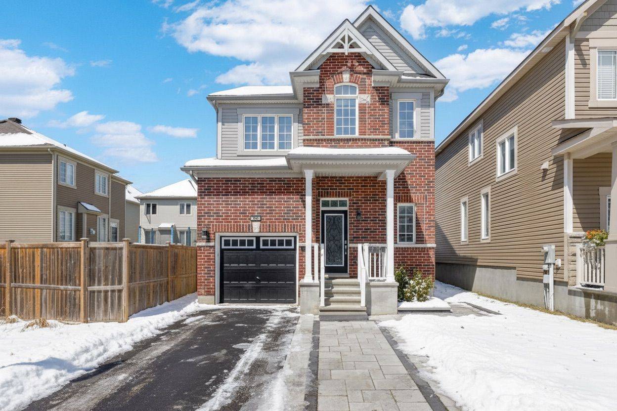 Kanata, ON K2M 3A6,229 Meadowbreeze DR